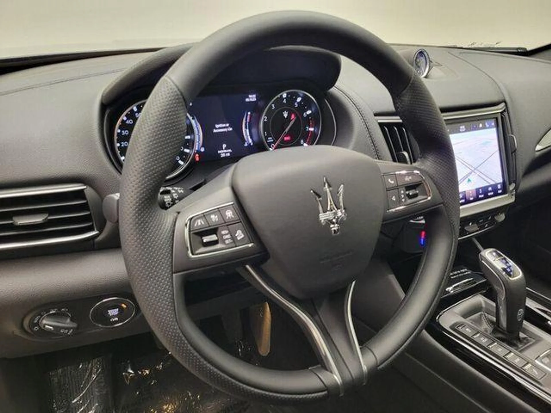 mph023_3165646831_New_2023_Maserati_Levante_GT_1753160539_f7c7167bb0