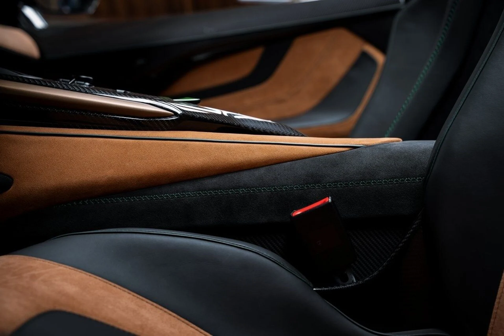 mph023_3171193768_402e069a984420af56d187b2926296f4x_53db572026