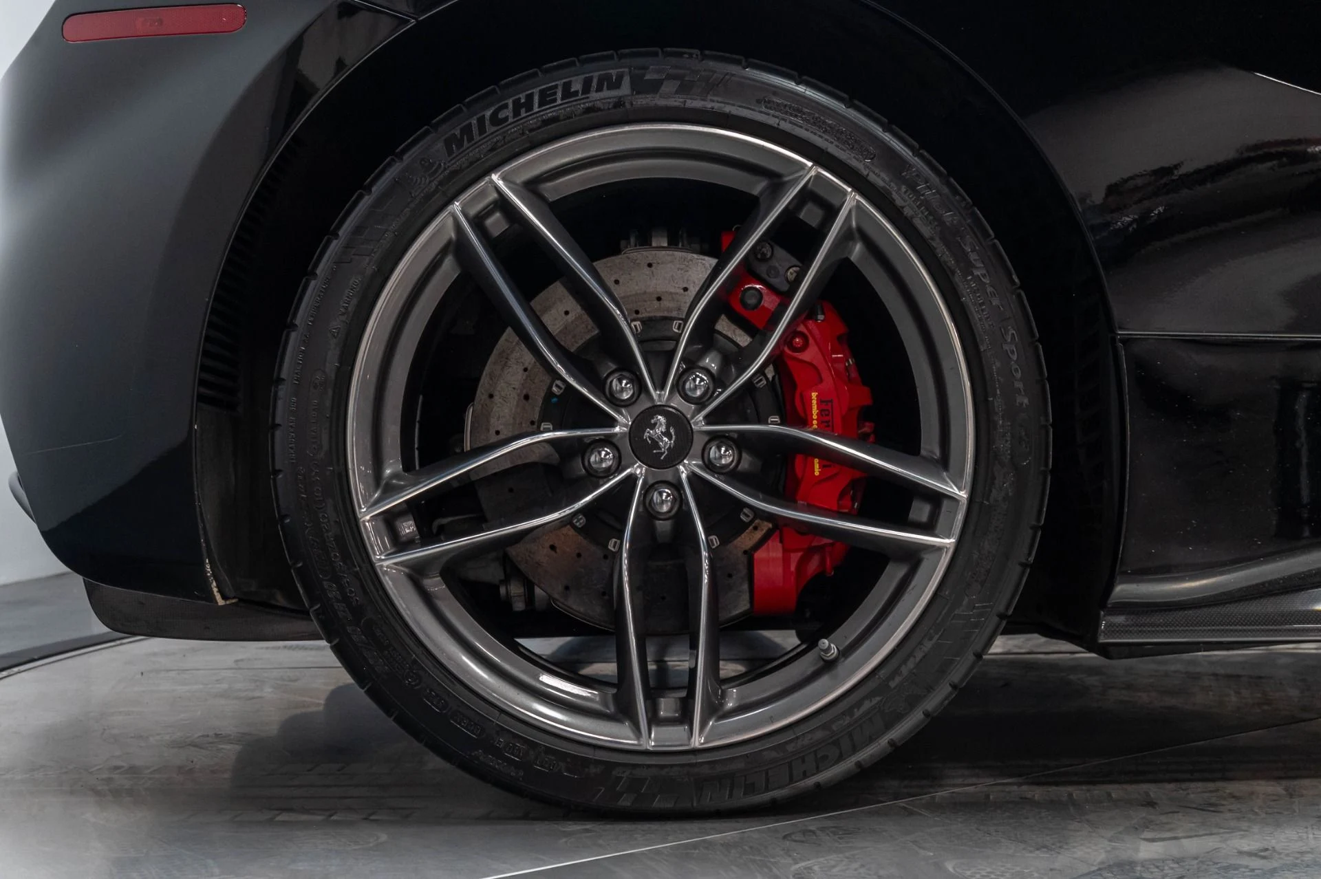 mph023_3173290197_Used_2016_Ferrari_488_Spider_Base_1785961462_4d70eb9519