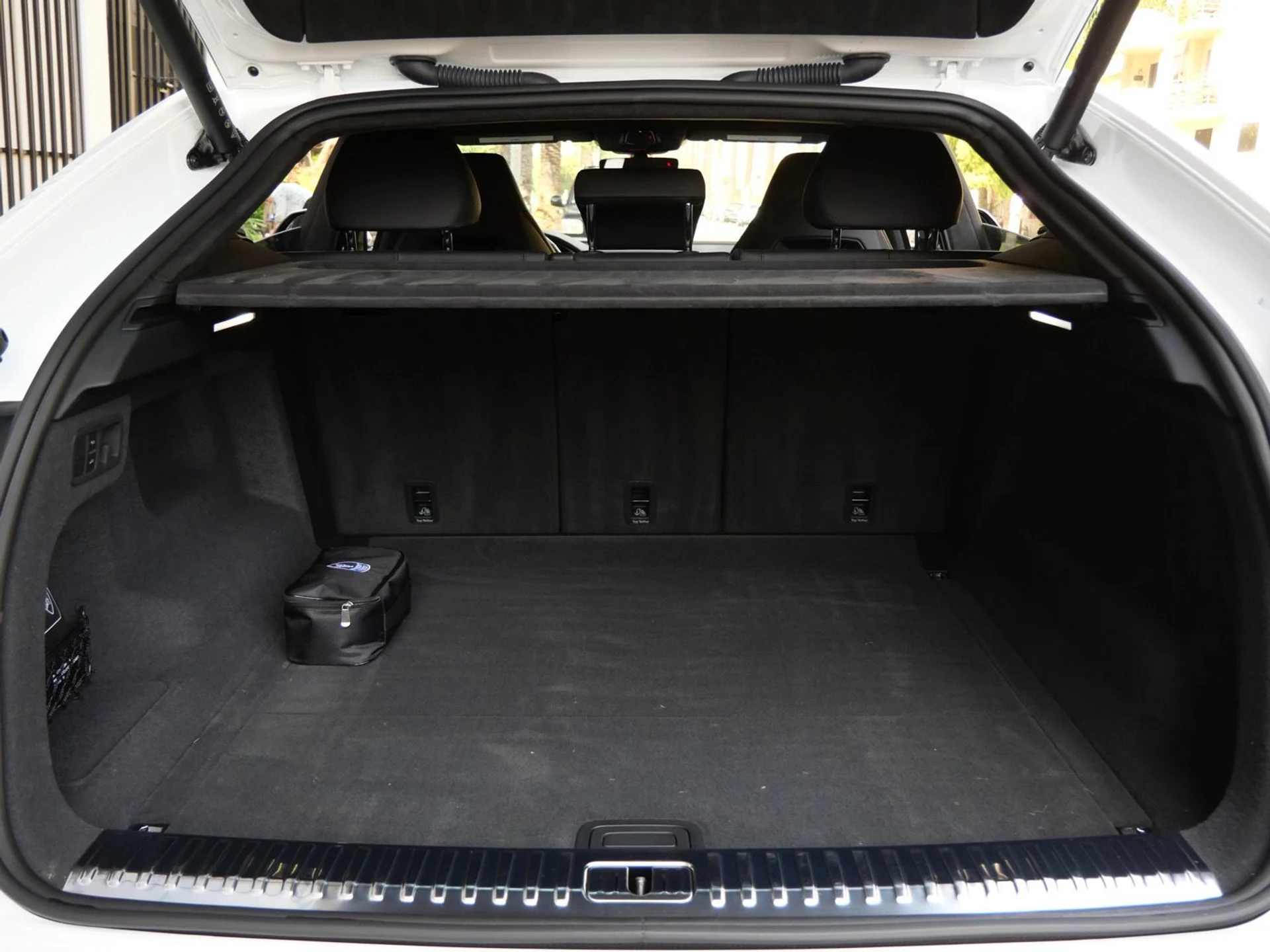 mph023_3175490458_3878e1fc7781b579418c62833d359f5ex_ce87db41be