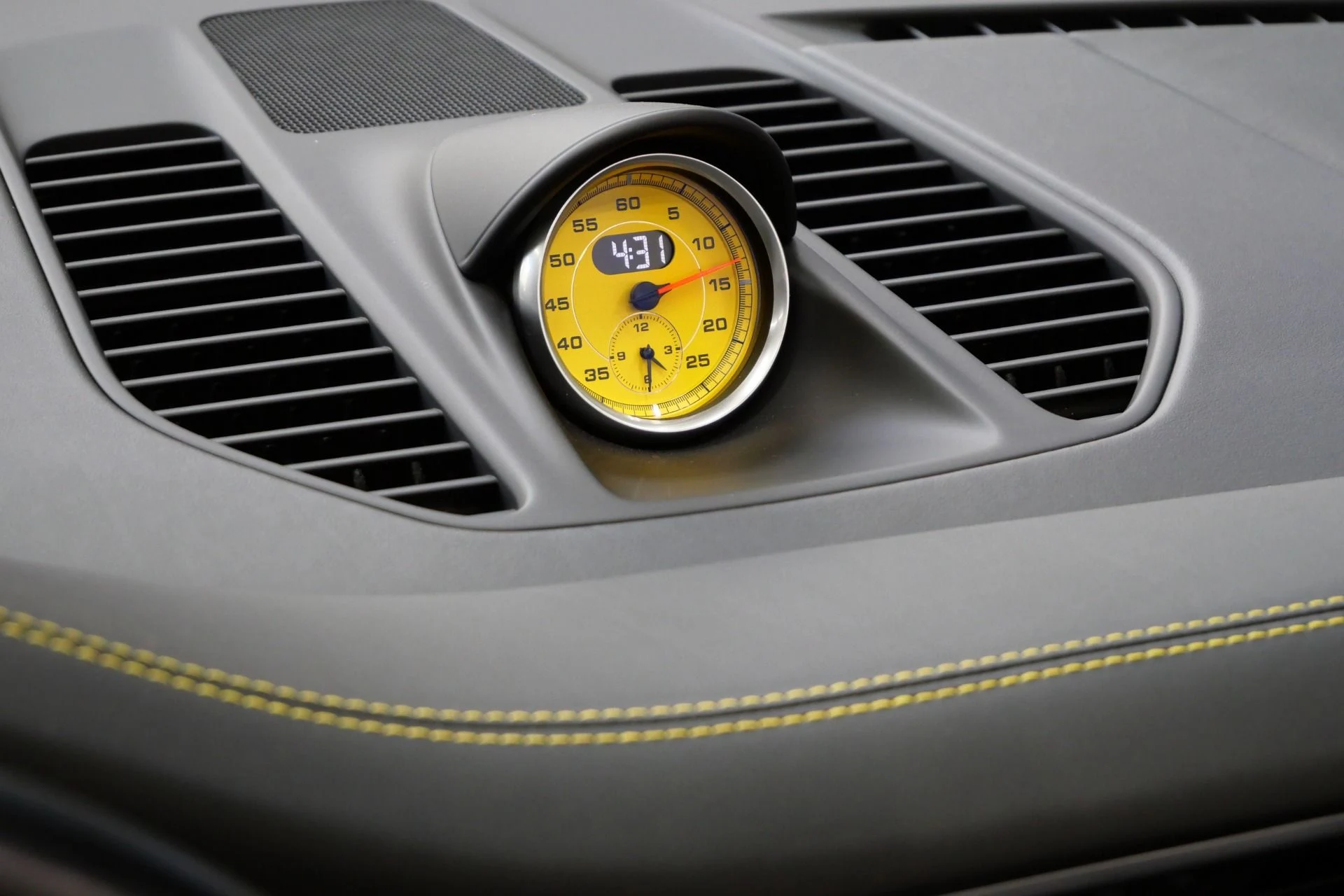 mph023_3177482306_Used_2019_Porsche_911_Turbo_S_Cabriolet_1756135575_c13f98644f