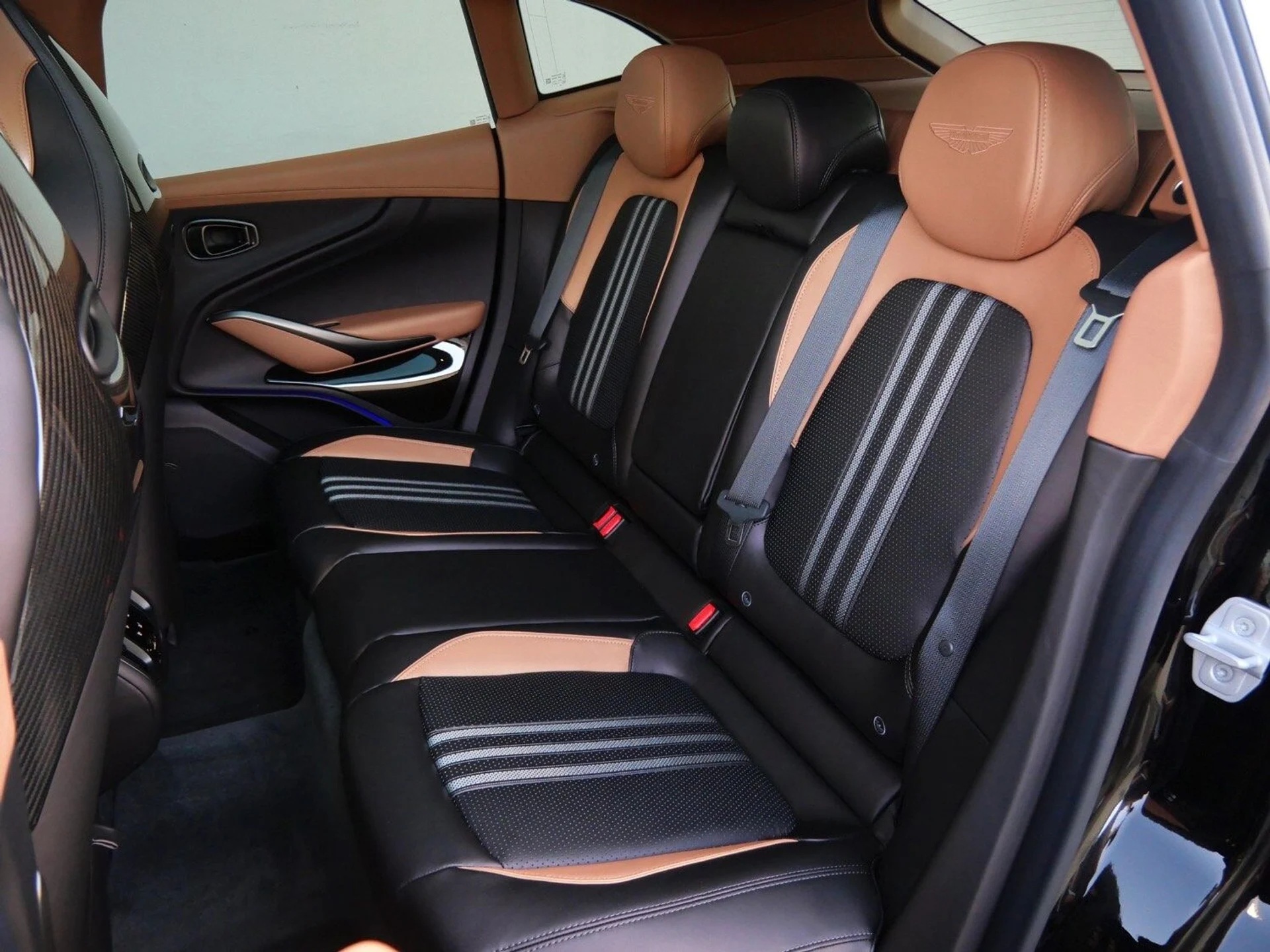 mph023_3178709829_1a2bf643614f1a74849b9f712f8a061ex_7affc364b1