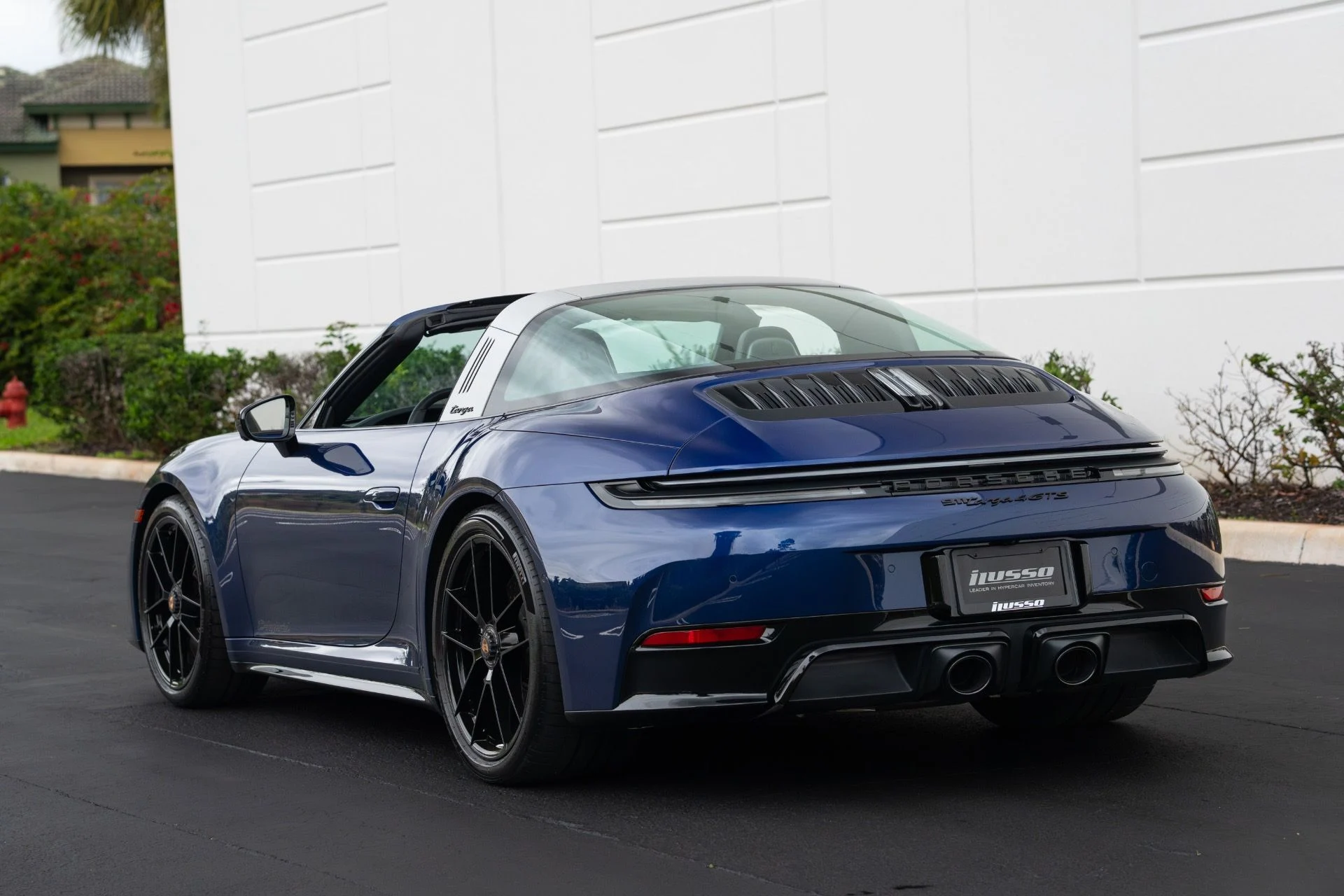 mph023_3180262887_Used_2025_Porsche_911_Targa_4_GTS_1769107430_745a29f93a