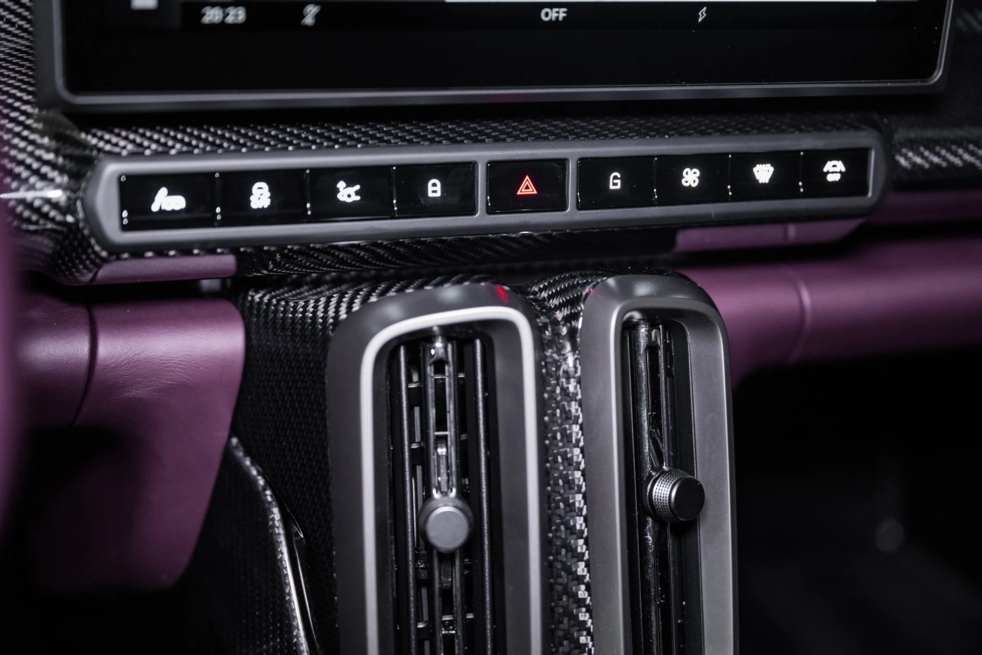 mph023_3183968727_New_2026_ASTON_MARTIN_VALHALLA_1775946933_08f8143464