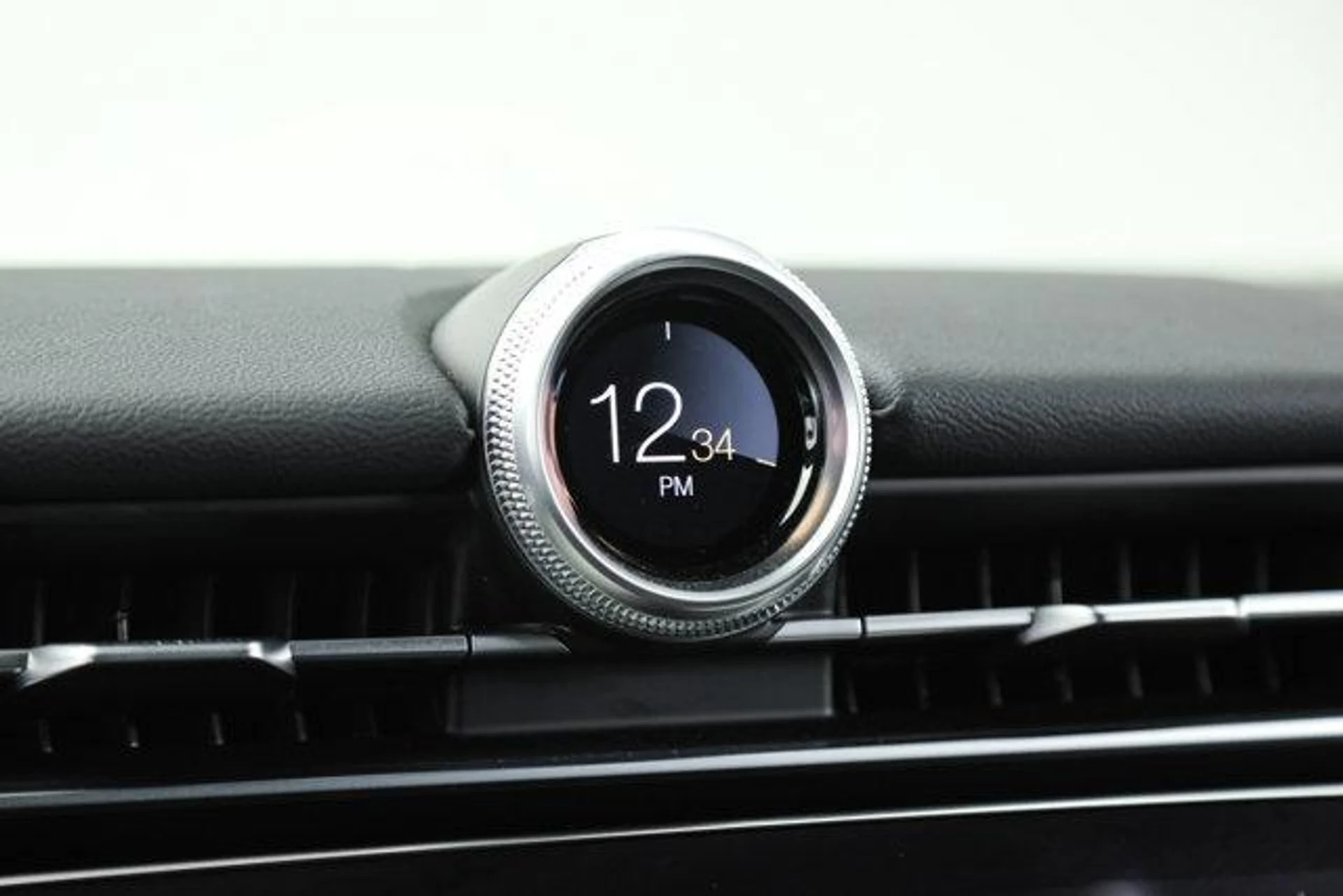 mph023_3184095218_N_Xj_W_Cu260_VP_9o_Xbi_AI_Iz_Im_Zh_E_Cc_891e7b6719