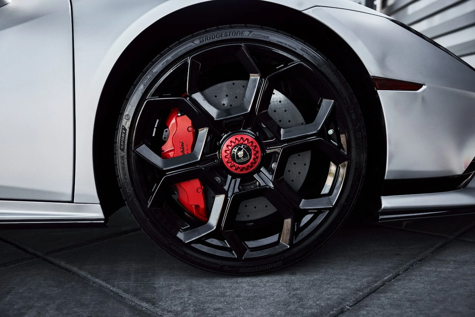 mph023_3193481317_Used_2023_Lamborghini_Huracan_Tecnica_Base_1777013690_d80c82a6fe