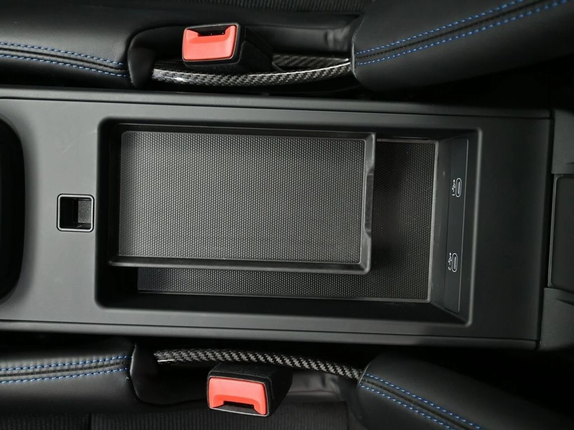 mph023_3193791416_f8e1de27272601e226f20ba68096f61cx_056133fdaa