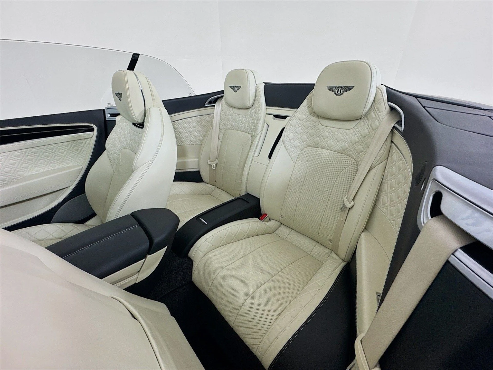 mph023_3206357728_53d04bfe2e5fd171fea87034ee6ed566x_878013e015