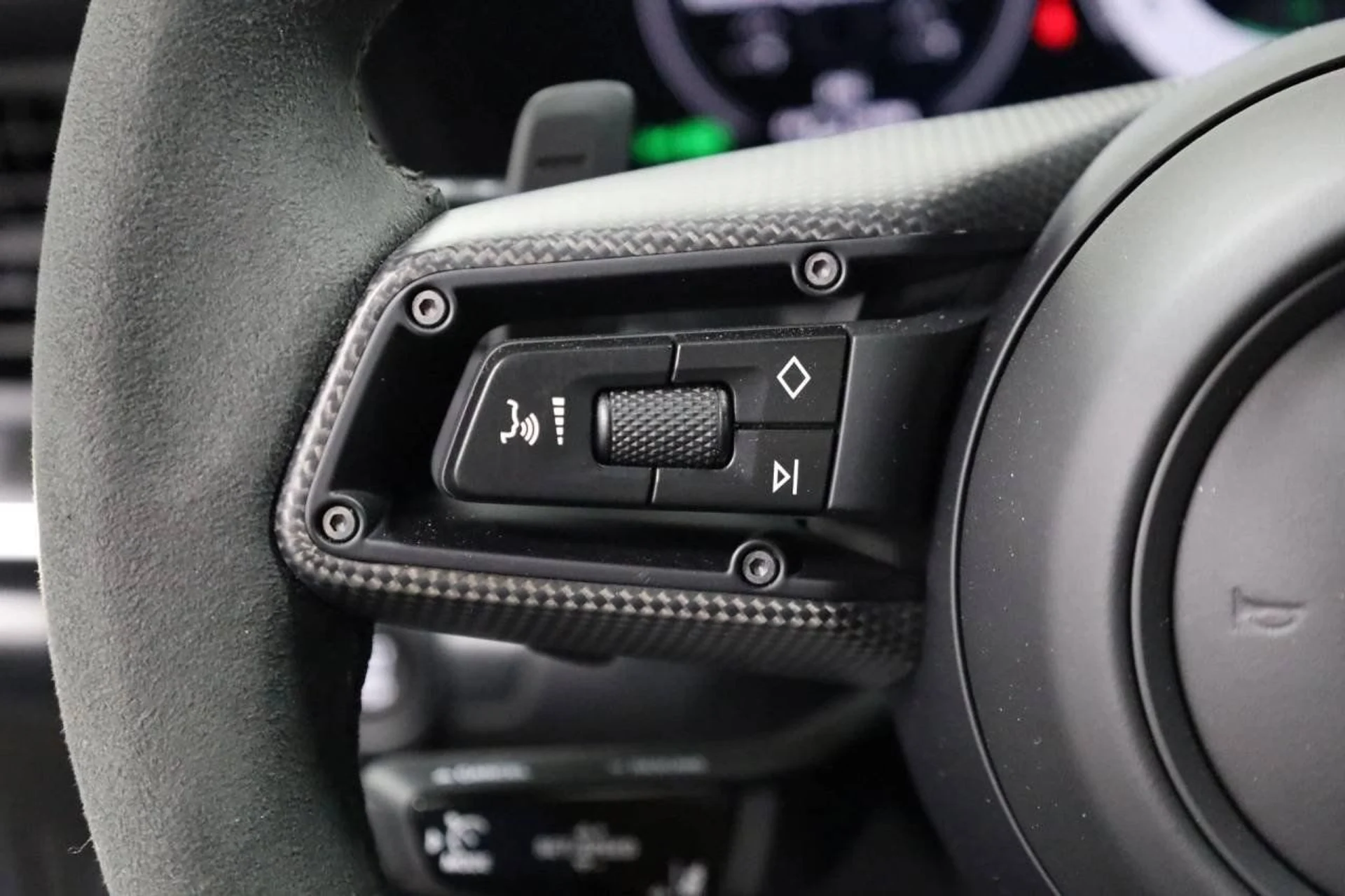 mph023_3211239543_cc801b7fc22ce9a6e338cee096171376_e31efa8ce5