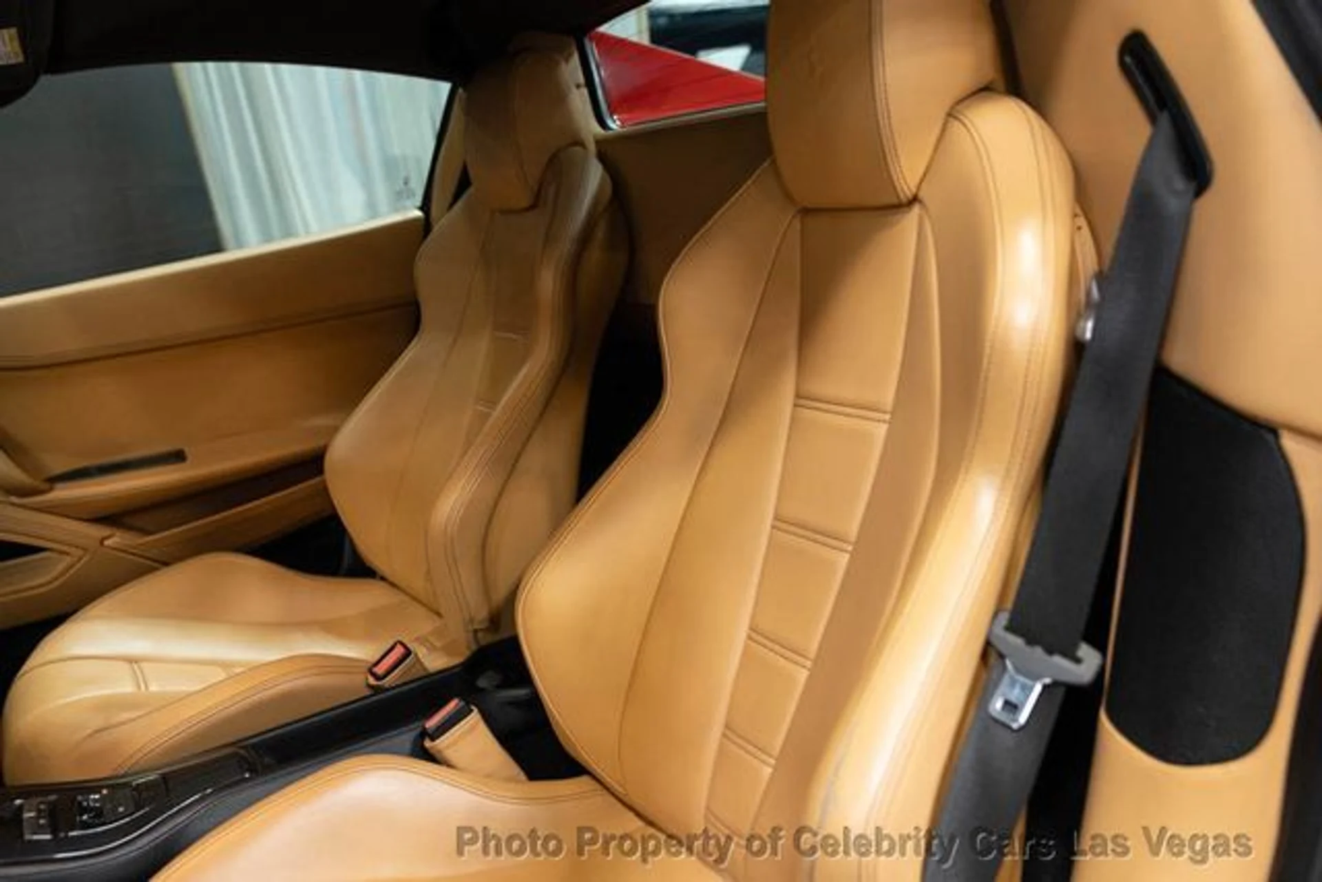 mph023_3219037627_used_2013_ferrari_458_italia_2drconvertible_9707_23037118_28_640_1b607f9cd6