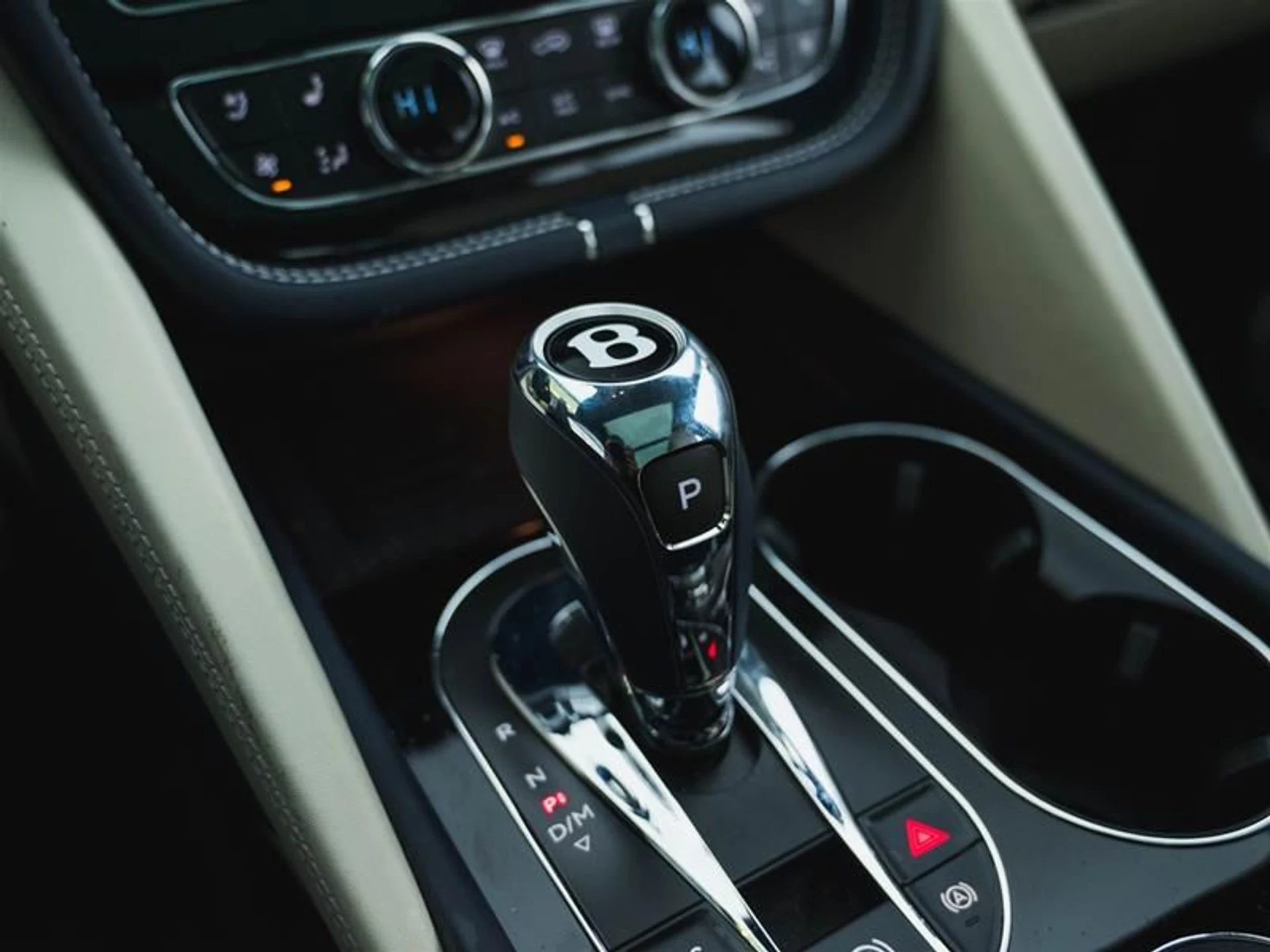 mph023_3221787600_ube2zbdq_5dd9406c57