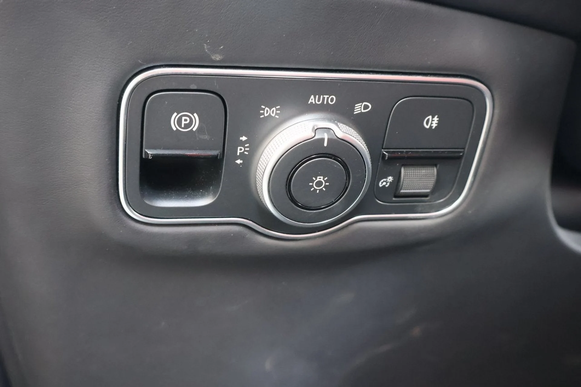 mph023_3223053554_24_83e4300833