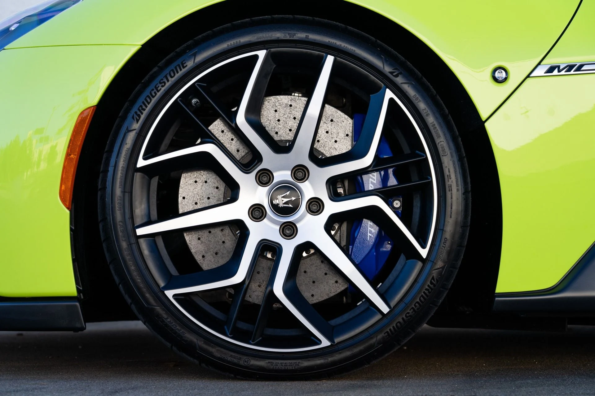 mph023_3225047362_Used_2023_Maserati_MC_20_Cielo_1744731423_ede143b8a3