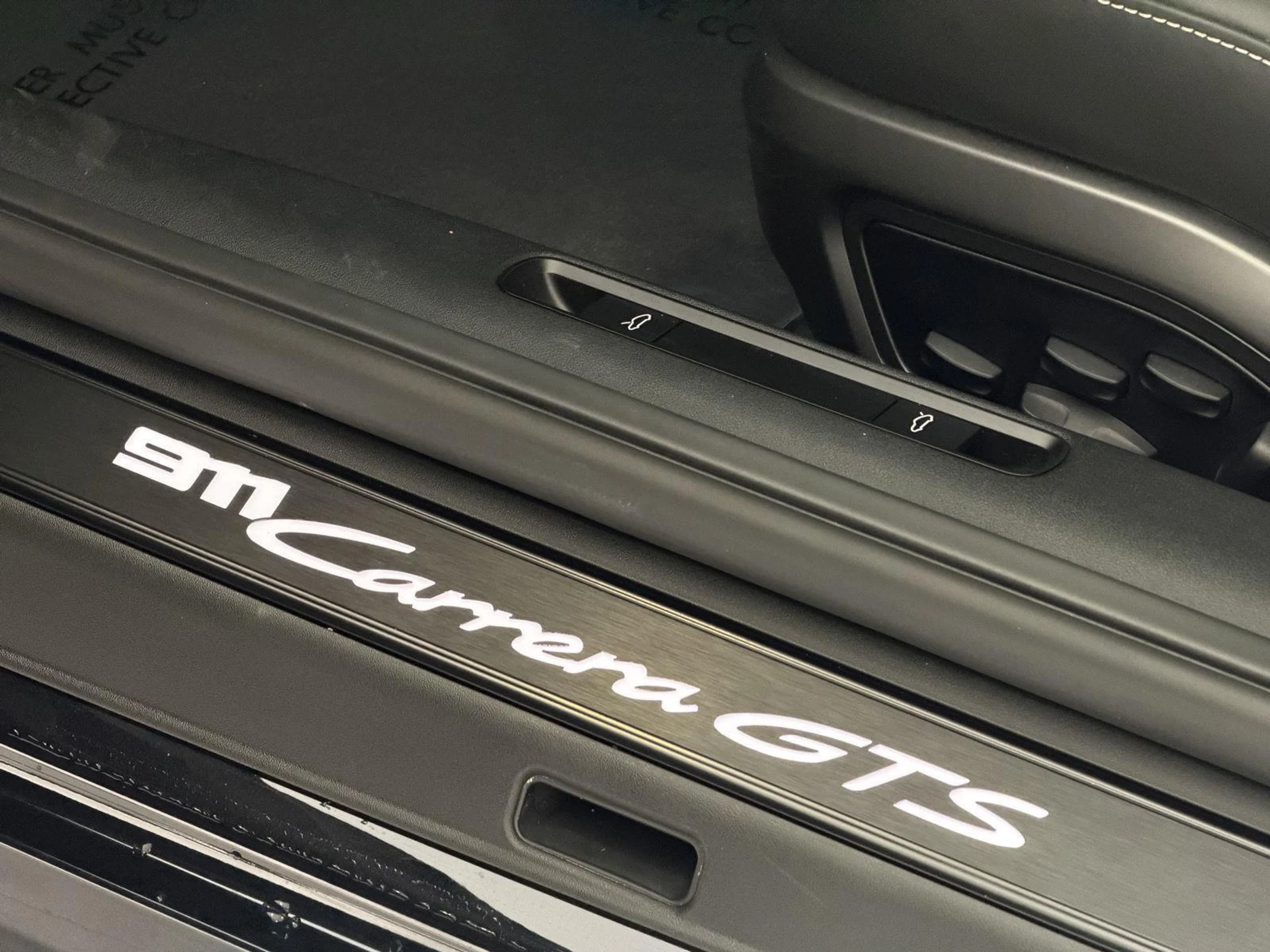 mph023_3236093987_0b6da868e865b4ebbda54d5526d350f5x_2a1eeb16e5