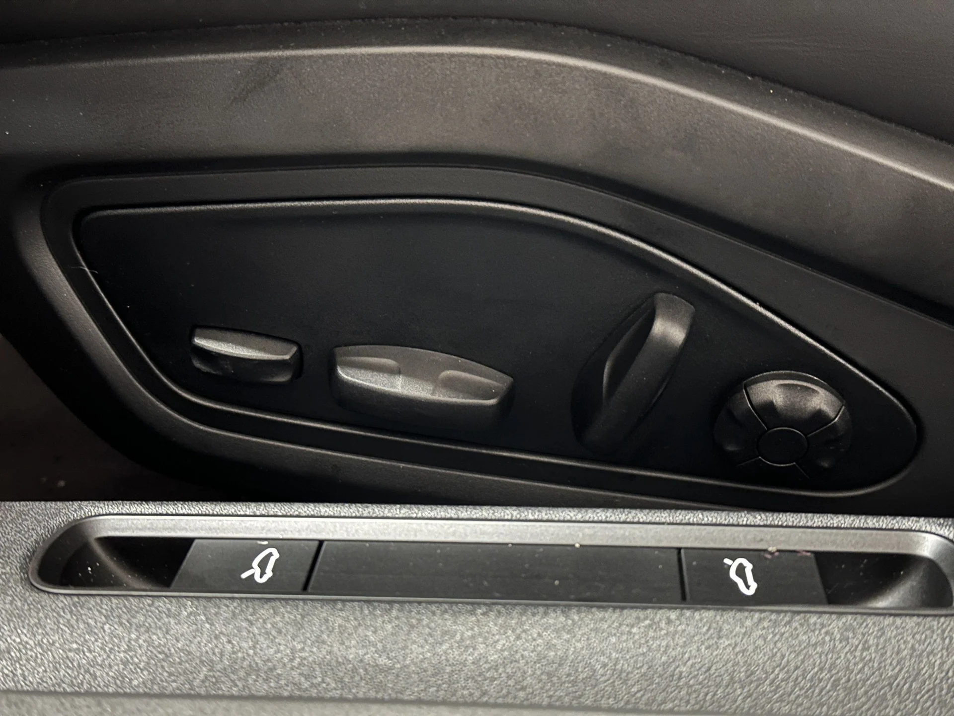 mph023_3240623051_1176ce47bcb6853a77e5820cd7b3ce8dx_3a6a8b313a