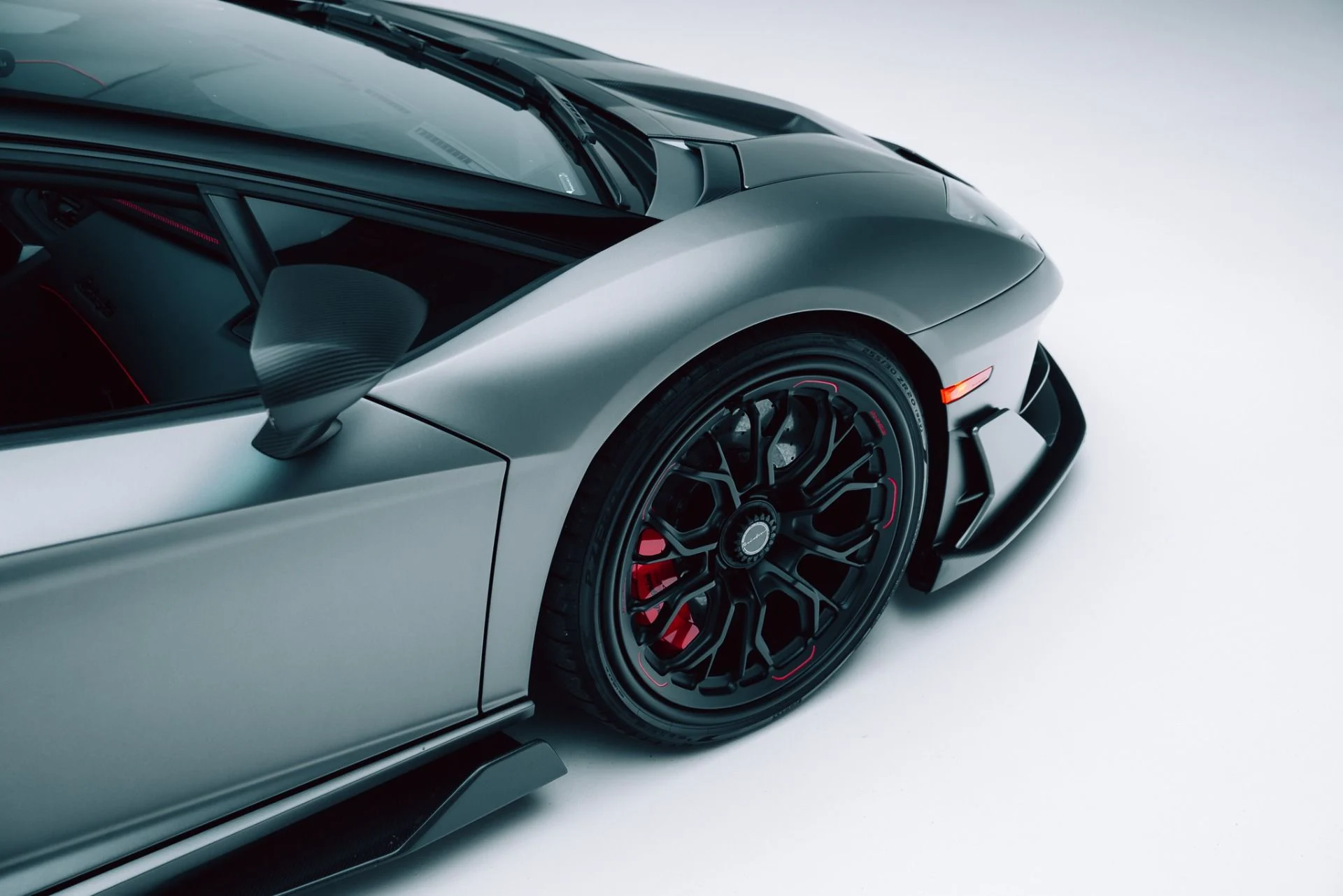 mph023_3241057194_Used_2020_Lamborghini_Aventador_LP_770_4_SVJ_1762455595_0f2aae5722