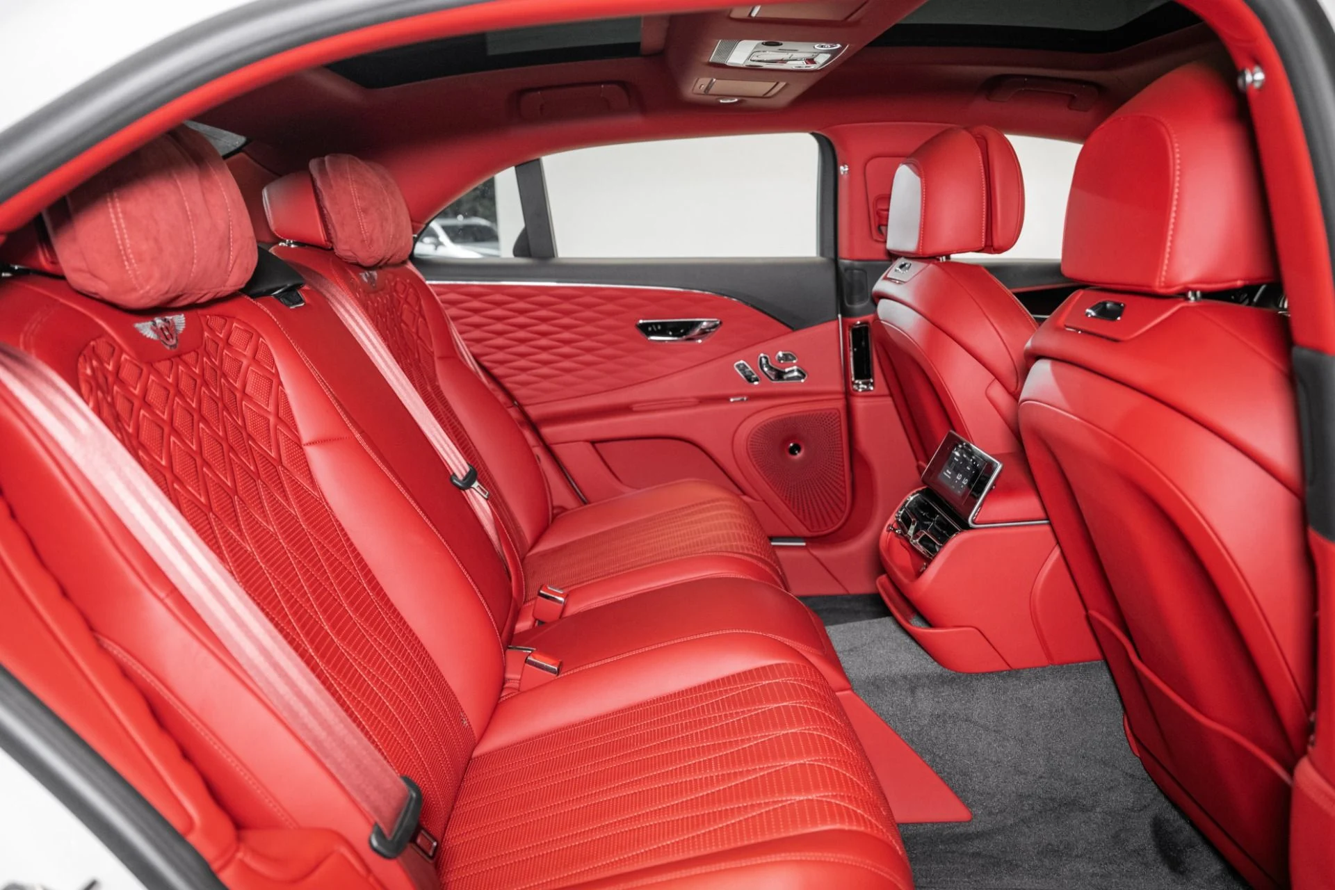mph023_3248570661_Used_2021_Bentley_Flying_Spur_V8_1752848814_8966f5d0e3