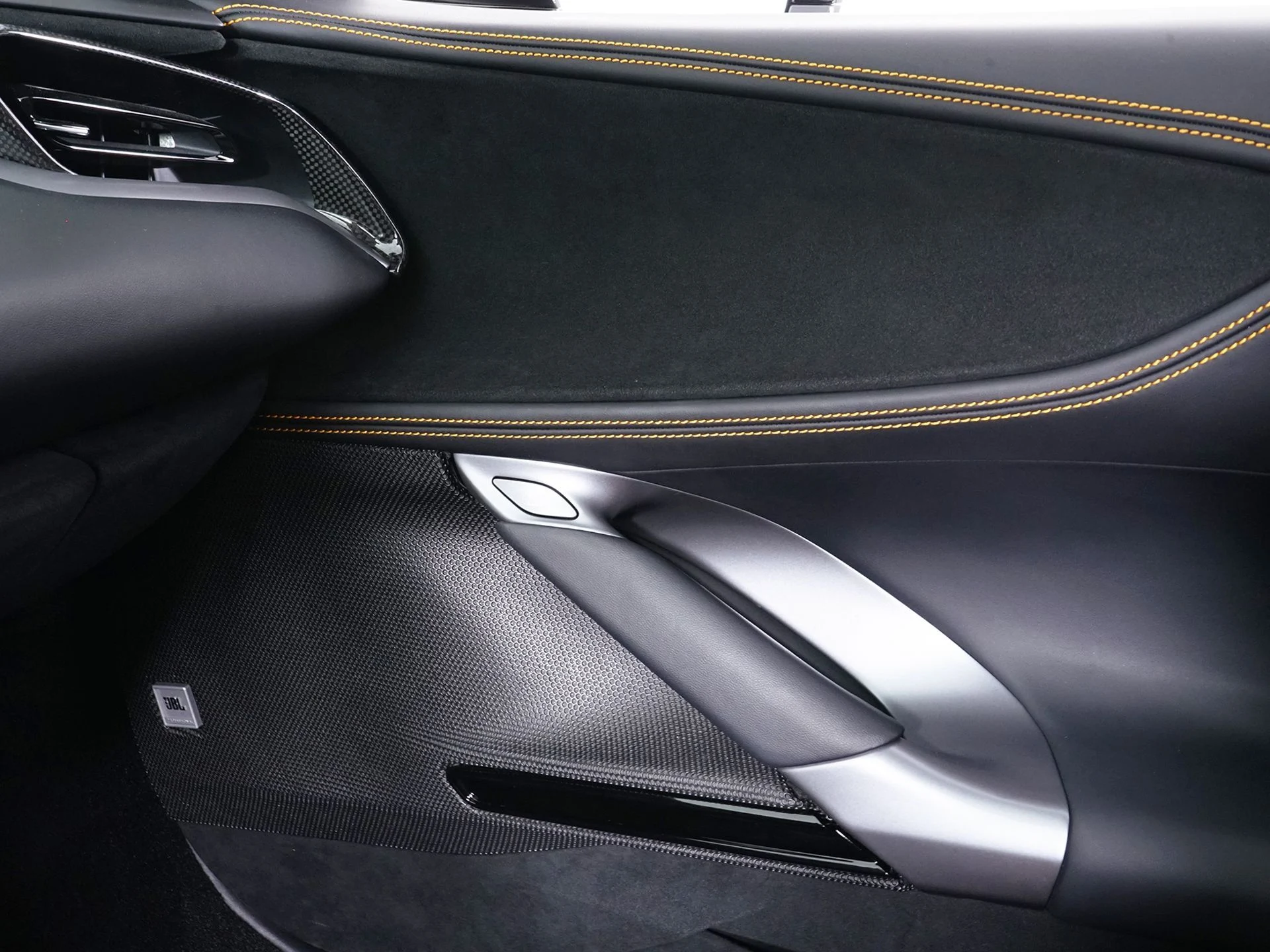 mph023_3255041622_e6c3f9b77c7722b00675097ee45d81b0x_1c21f1708a