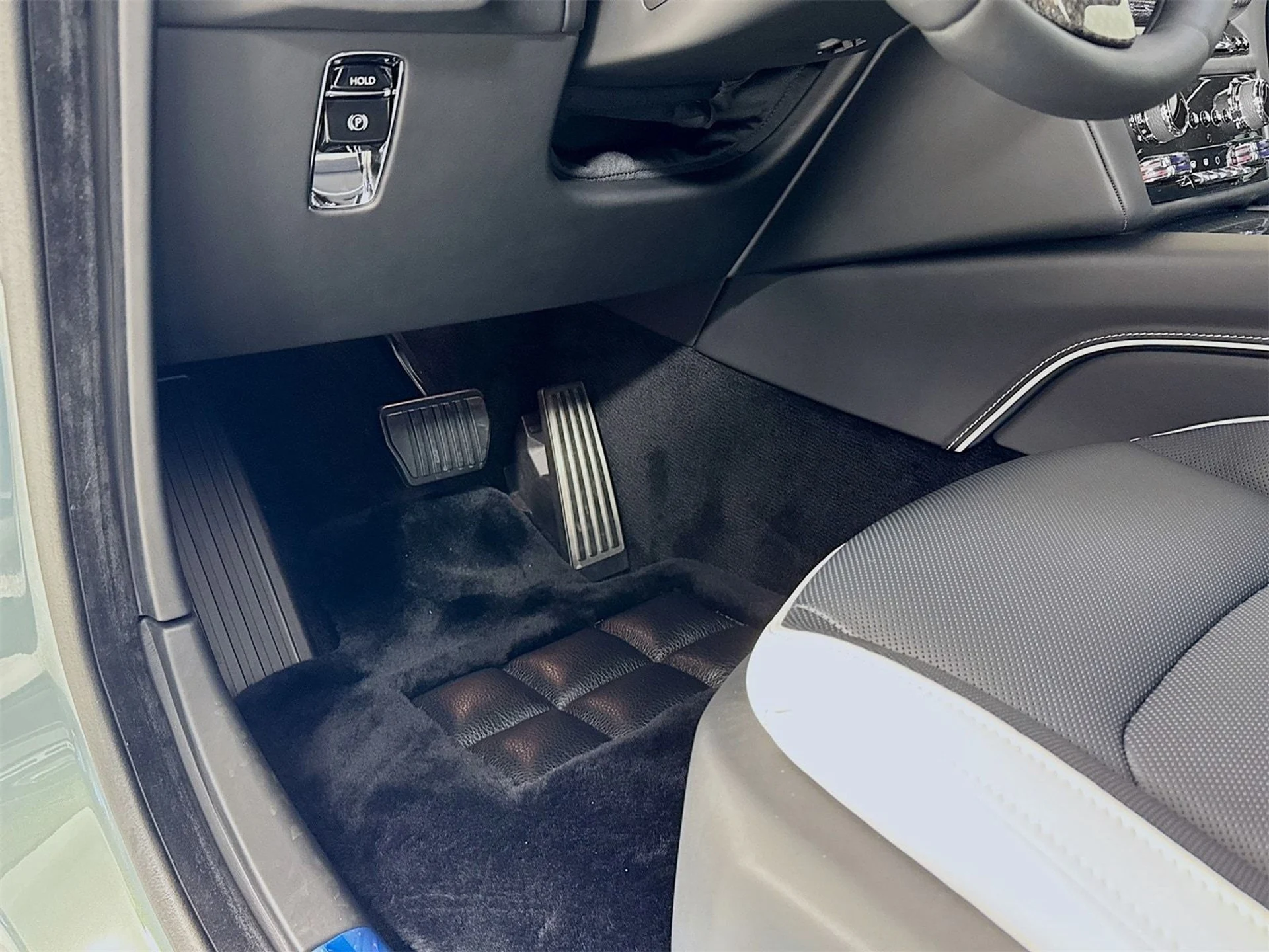 mph023_3255113869_63094fdc00a395ab01d506a99faaf9a0x_c906e1f619