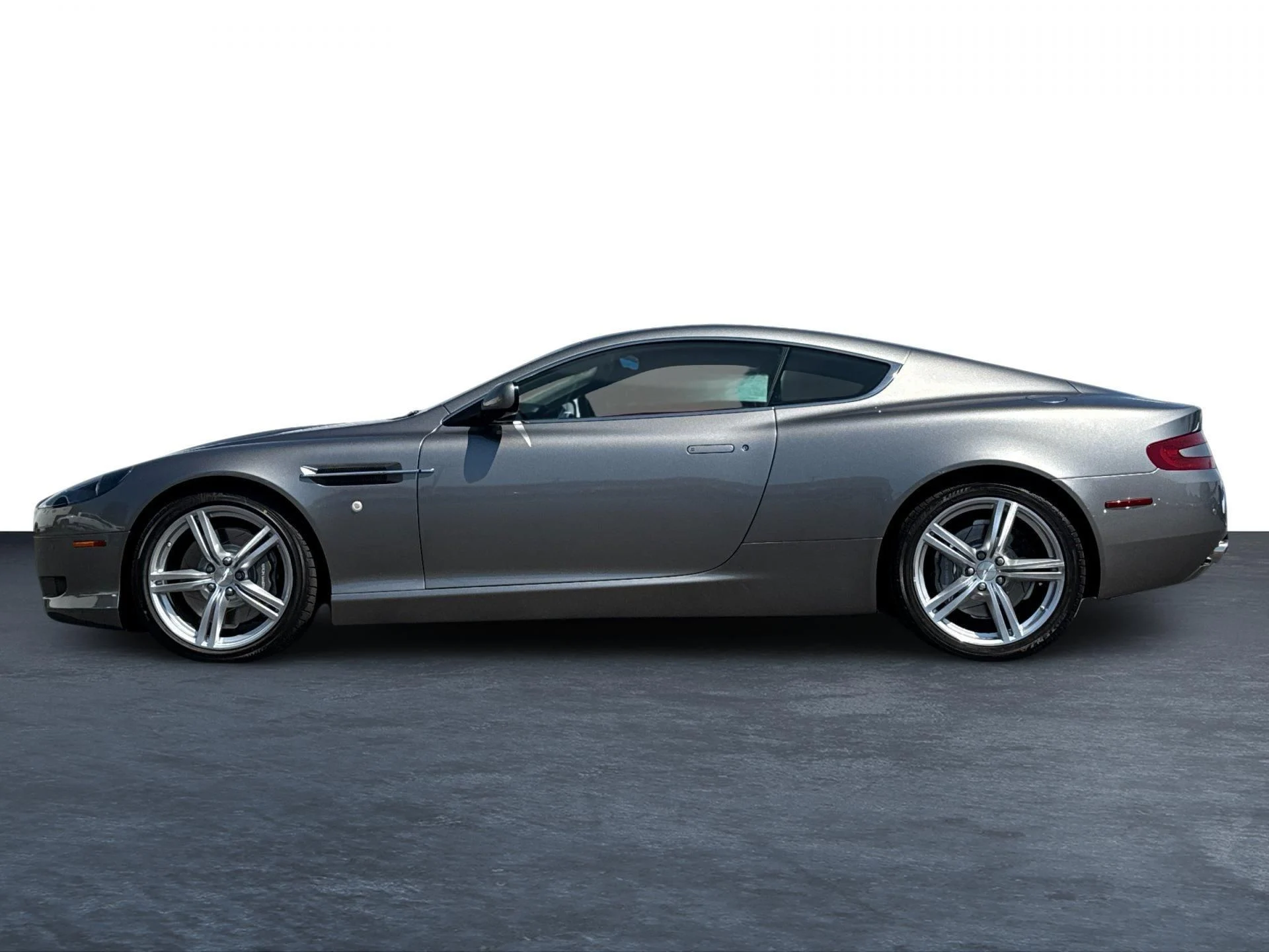 mph023_3259919899_Used_2007_Aston_Martin_DB_9_1786111333_eb5eb00efa