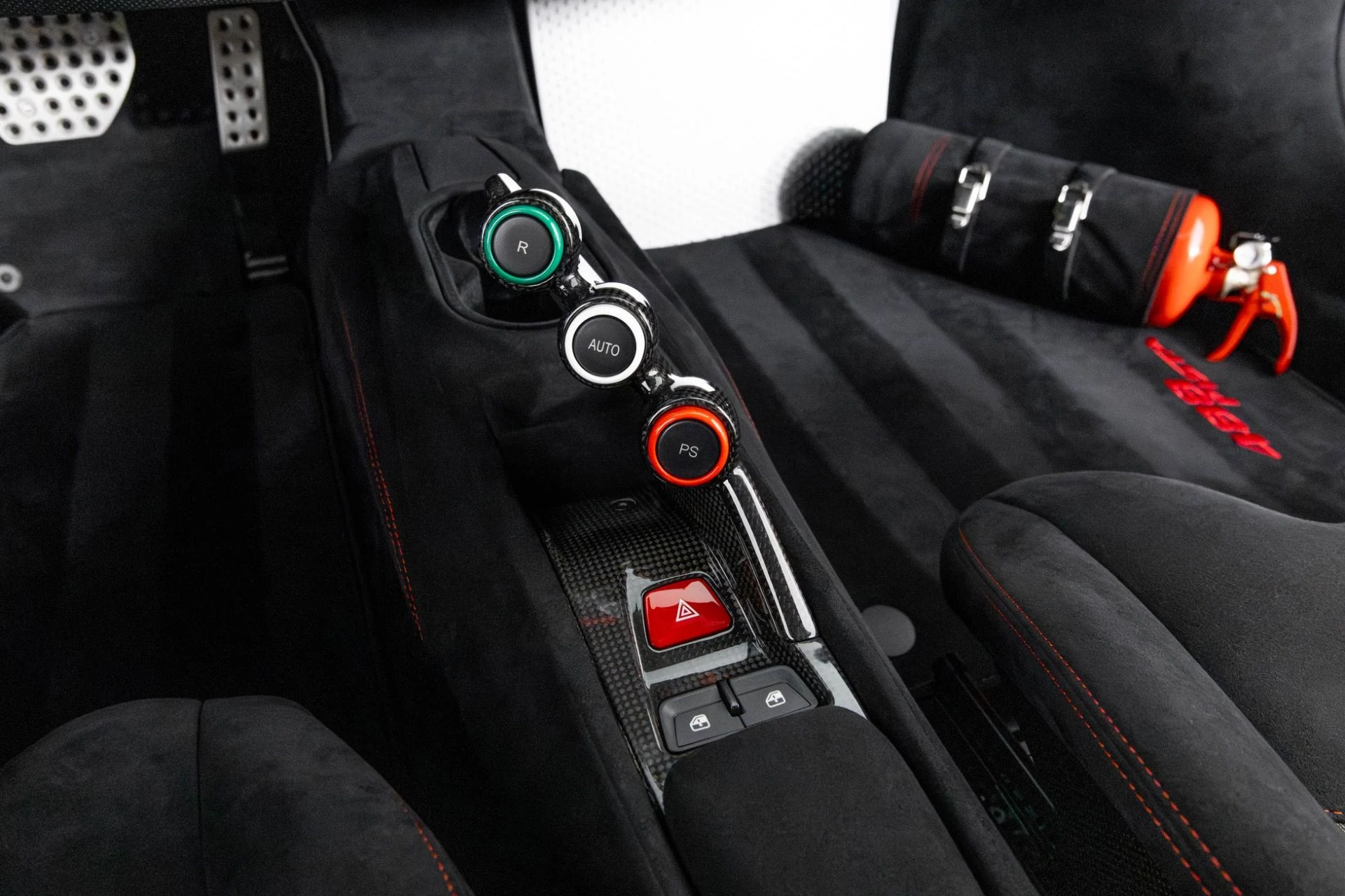 mph023_3262406464_Used_2019_Ferrari_488_Pista_Coupe_1764015856_609b12b331