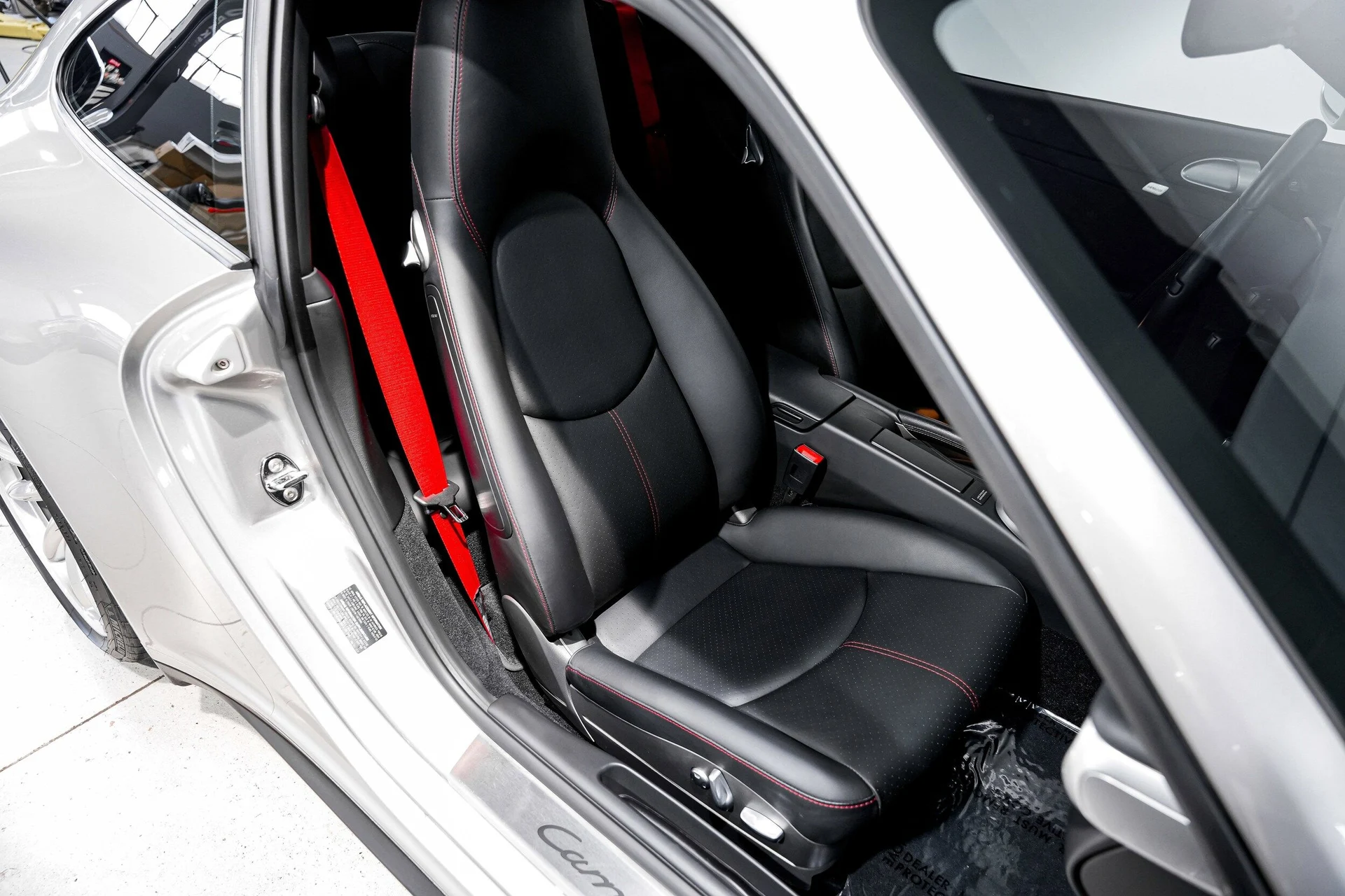 mph023_3262791592_893422bf500f588d3151ba3bb8057183x_ab2e5edd51