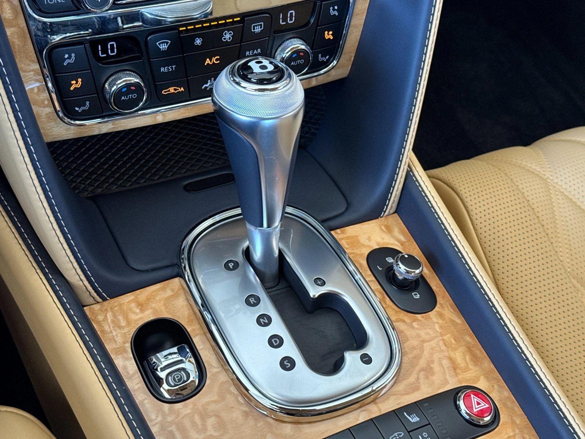 mph023_3264823184_Used_2014_Bentley_Flying_Spur_1786111347_495d717a78