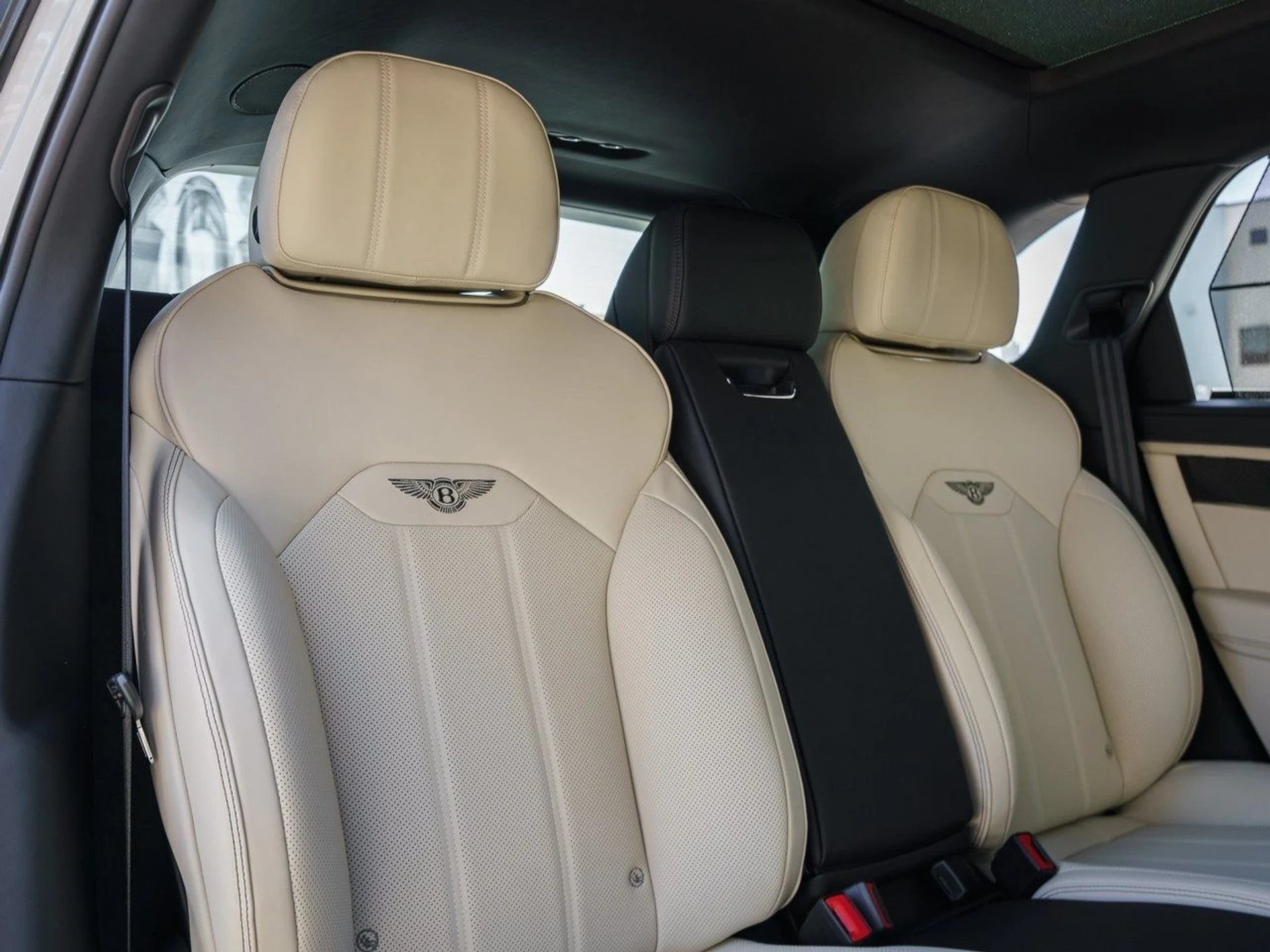 mph023_3270143916_67b27e827250c833a56921060700d12ex_f61d5a7008