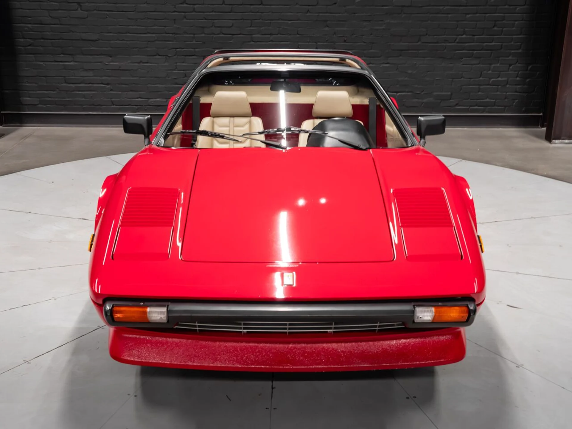 mph023_3281142119_ferrari_308_gtsi_1982_38171f1591