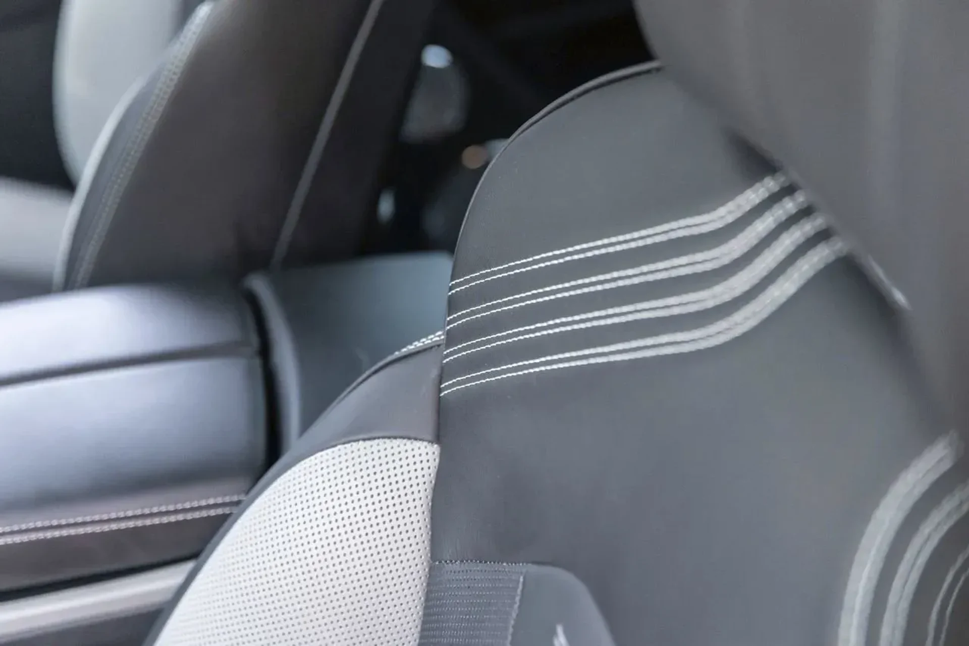 mph023_3281294065_50a7726f1cca451c9bf7ca730f7d7592_d49285d5a9