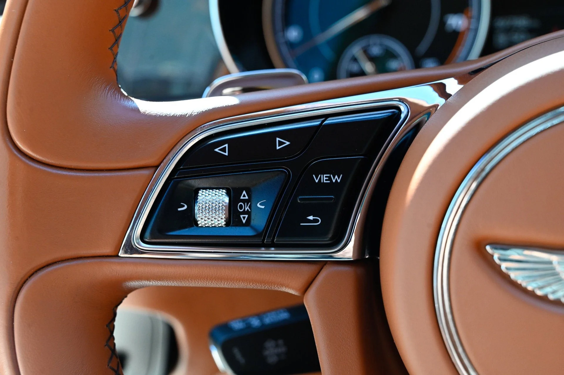 mph023_3286903780_5da10de242dd44c49fd24bcd4e405cf8_60c342c091