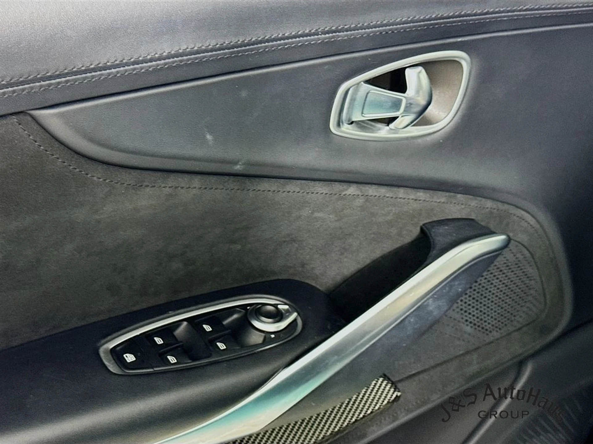 mph023_3287602748_zzjtz6l42j2e9df4l20r2b7oojlt_1381205488