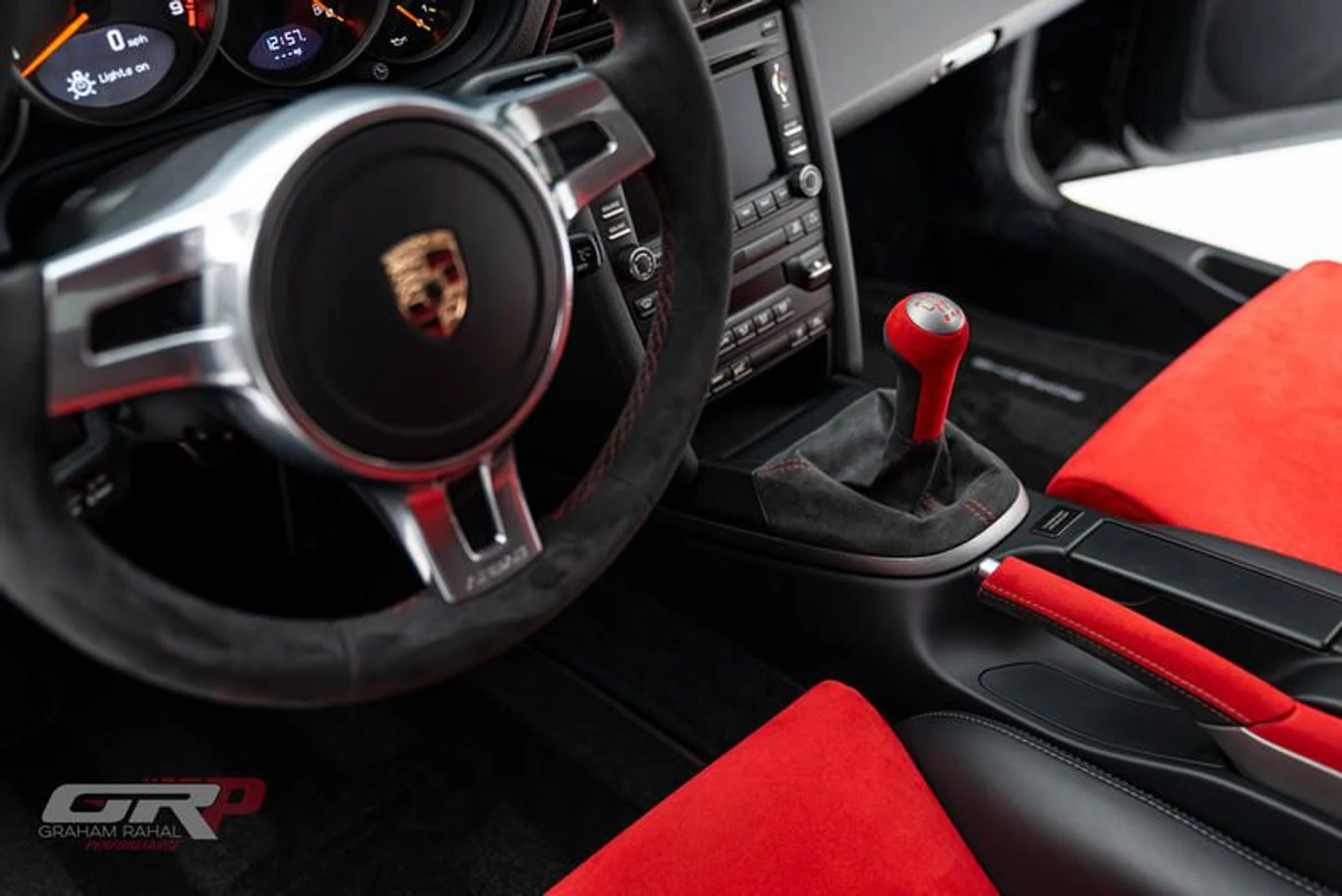 mph023_3306369765_1213207_B_1_AA_0_42_AB_BE_9_D_E9_FD_6_BE_78_C83_bd9dc361a5