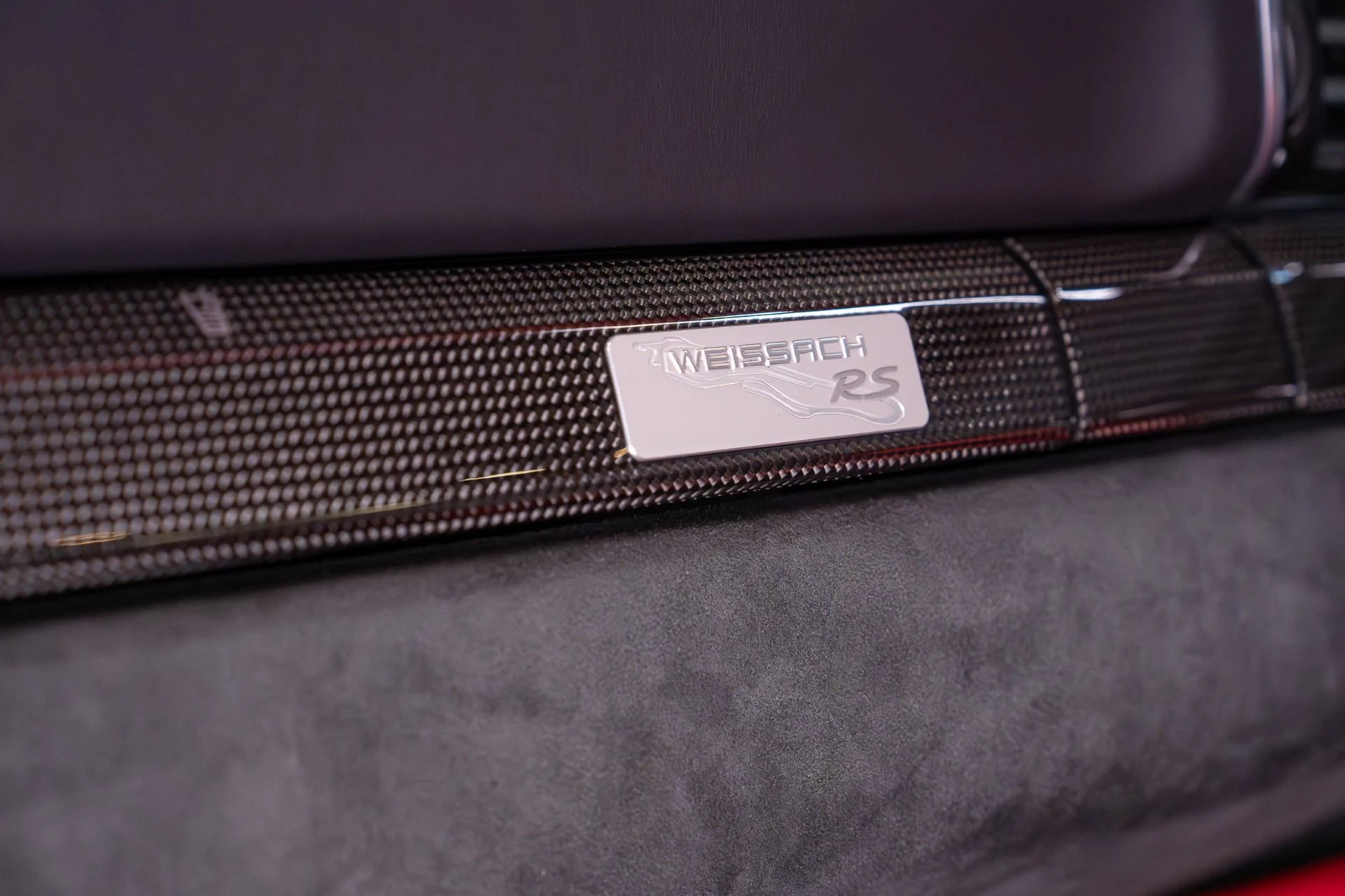mph023_3307898318_13706_p24_l_0f792b4f6a