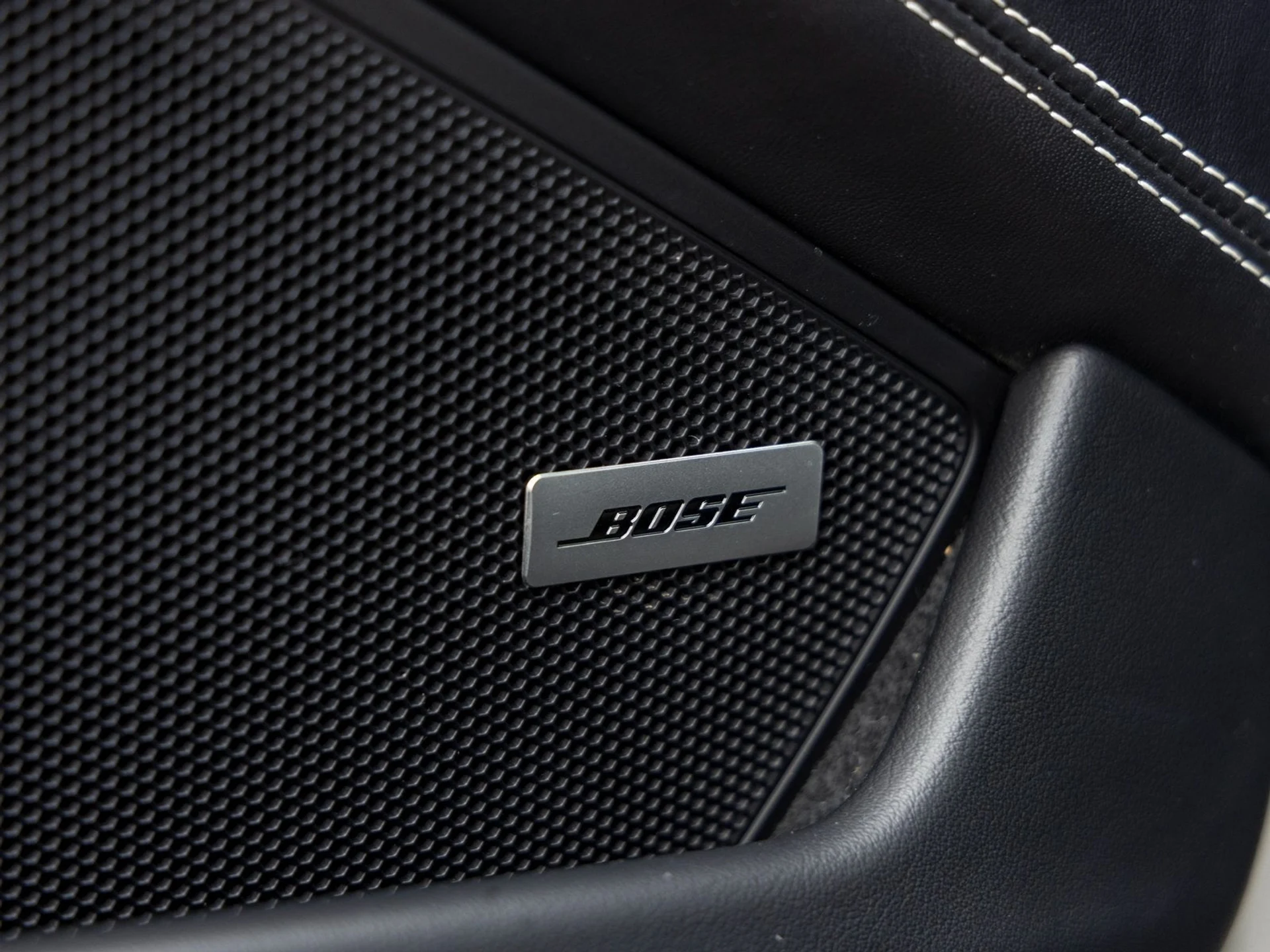 mph023_3315589801_24_a40c15fb5e