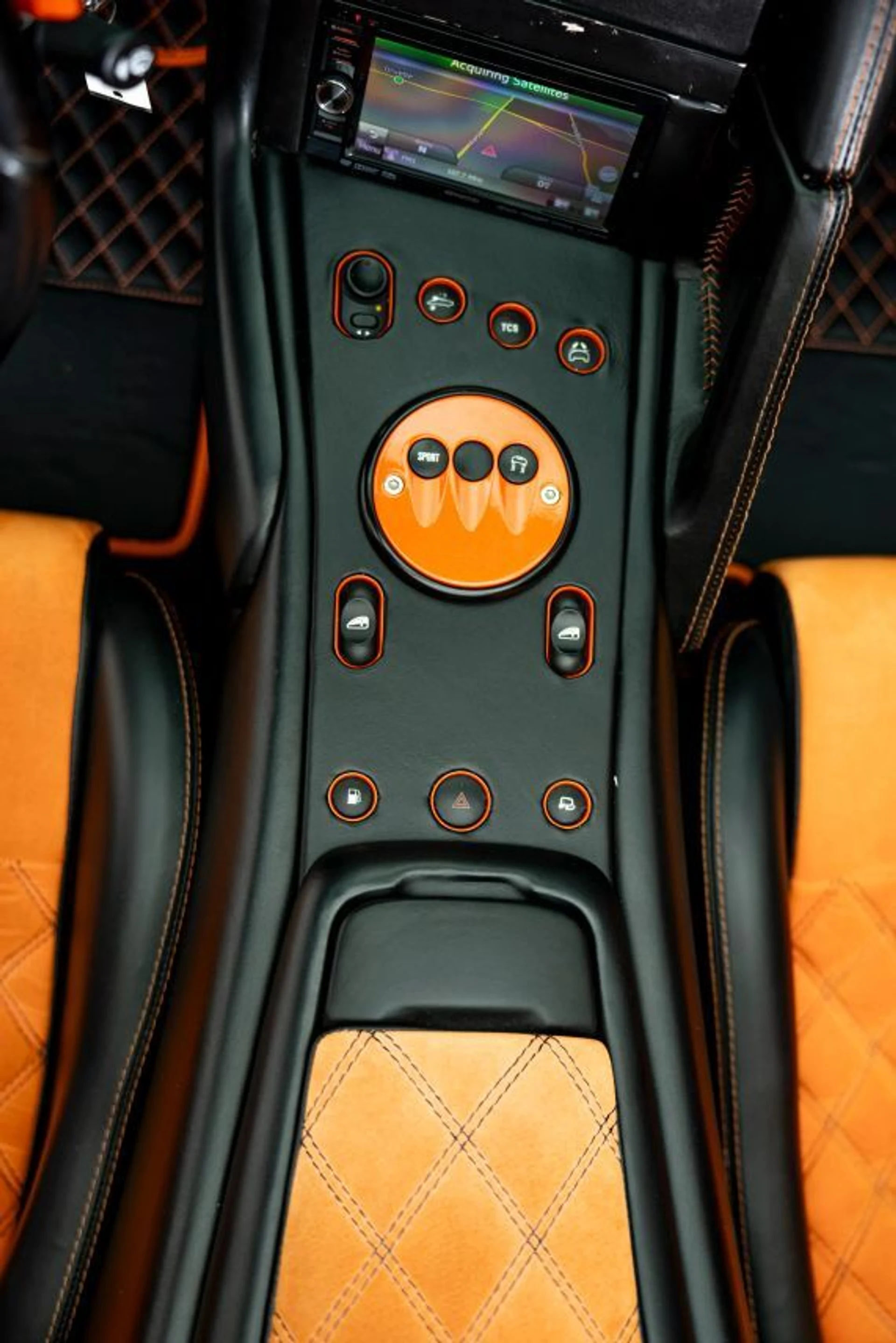 mph023_3316921984_f585da8ffff4e46bd4e9cc7cff7b78ad_67fb53d74c