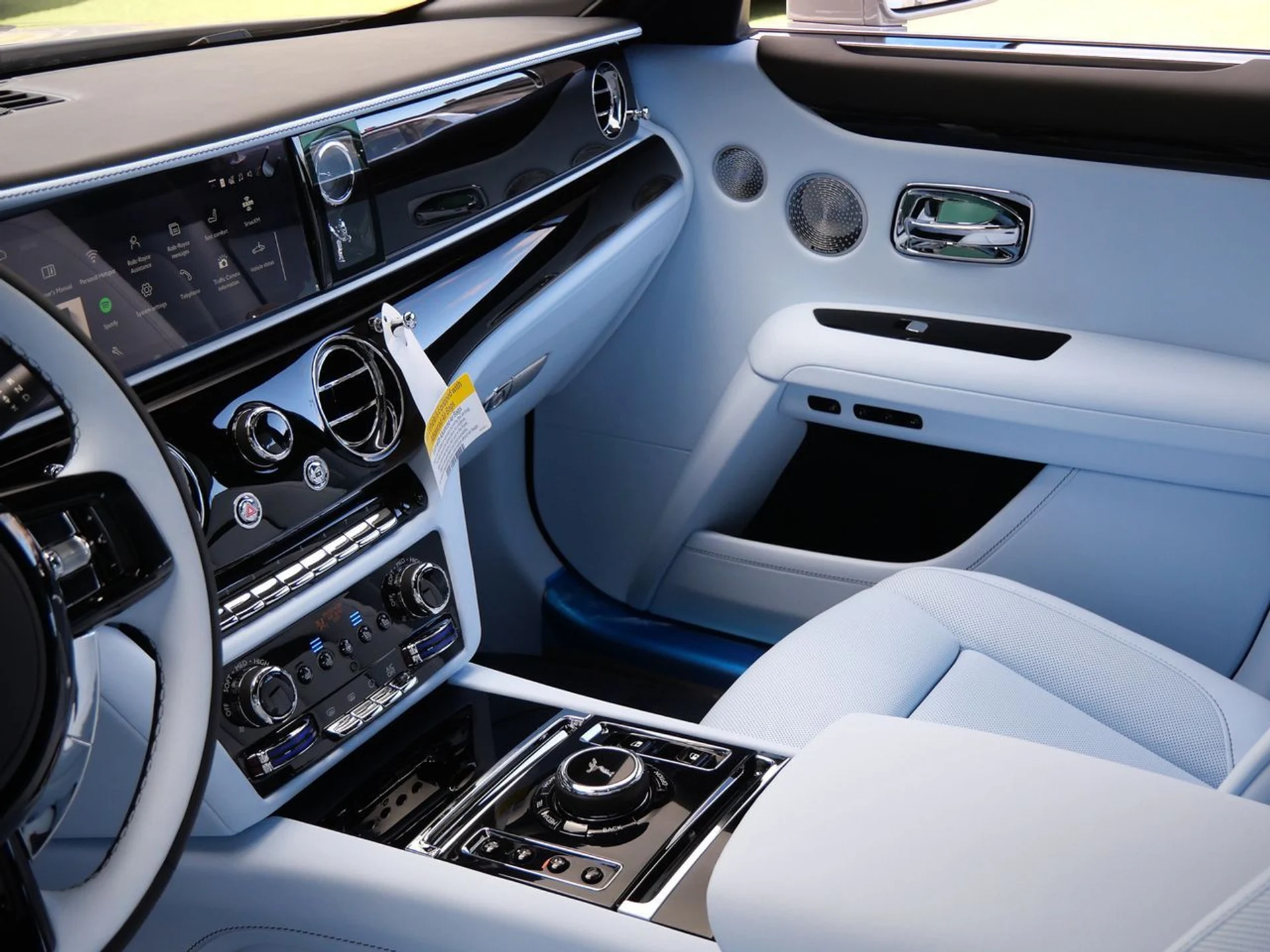 mph023_3319557262_43d33f58c6dc4aed7efc0d20c9c9c00bx_7ba31ae926