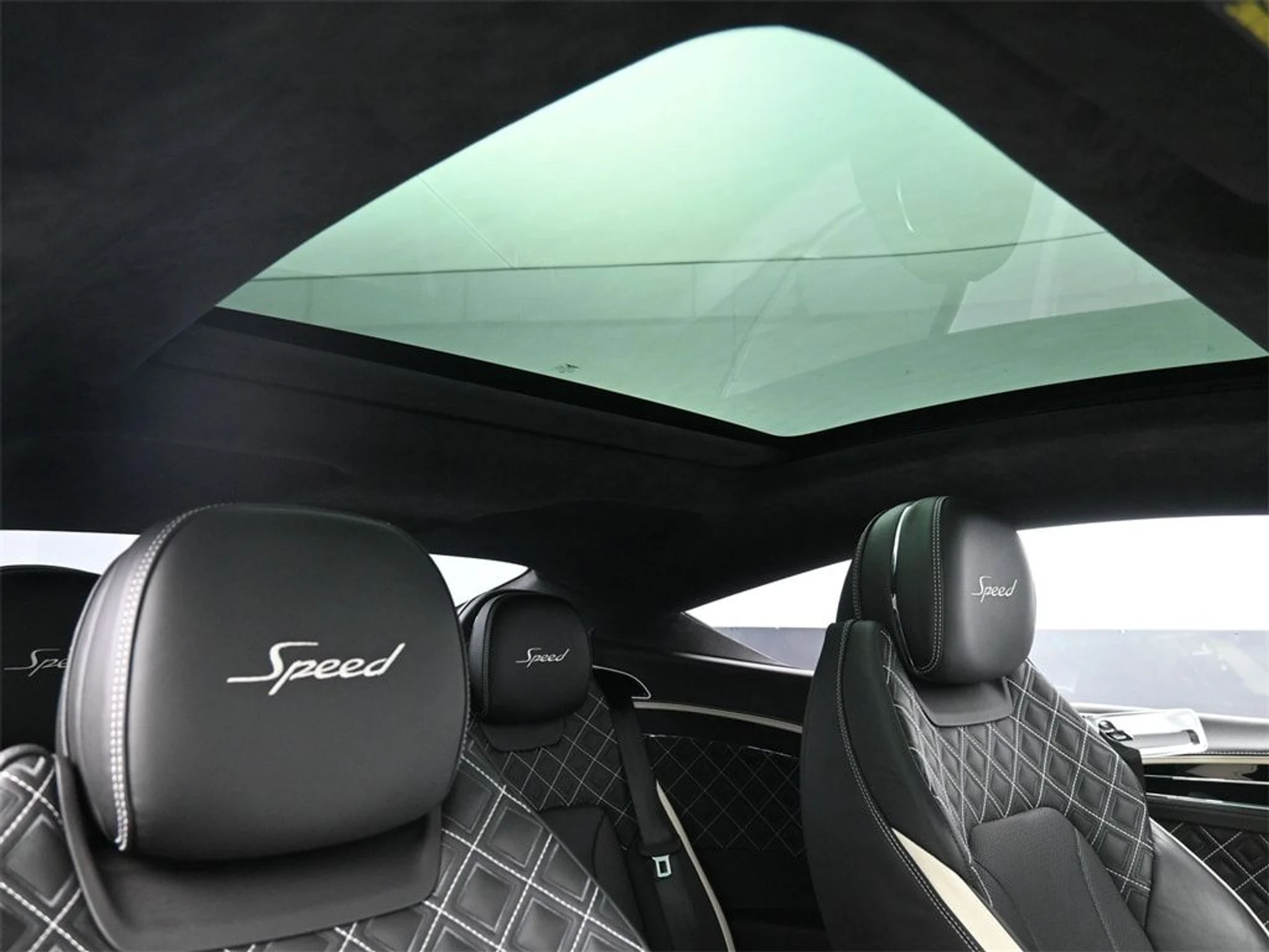 mph023_3321702093_806e12a23e9edb6245486cccf5876049x_7402b2c697