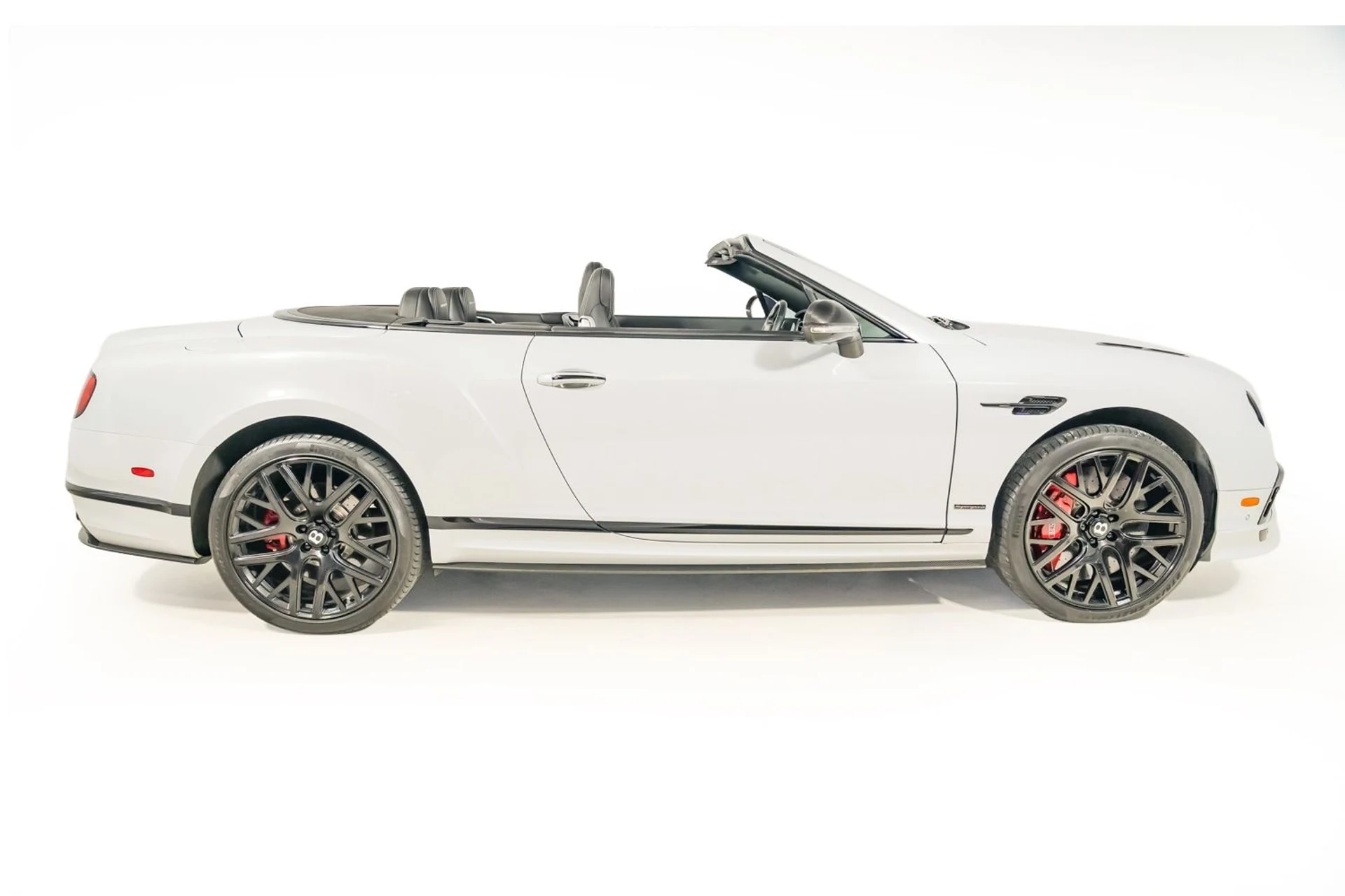 mph023_3323365485_54c1d30511cc40e38b3b9e5e93dd4850_10d4a17172