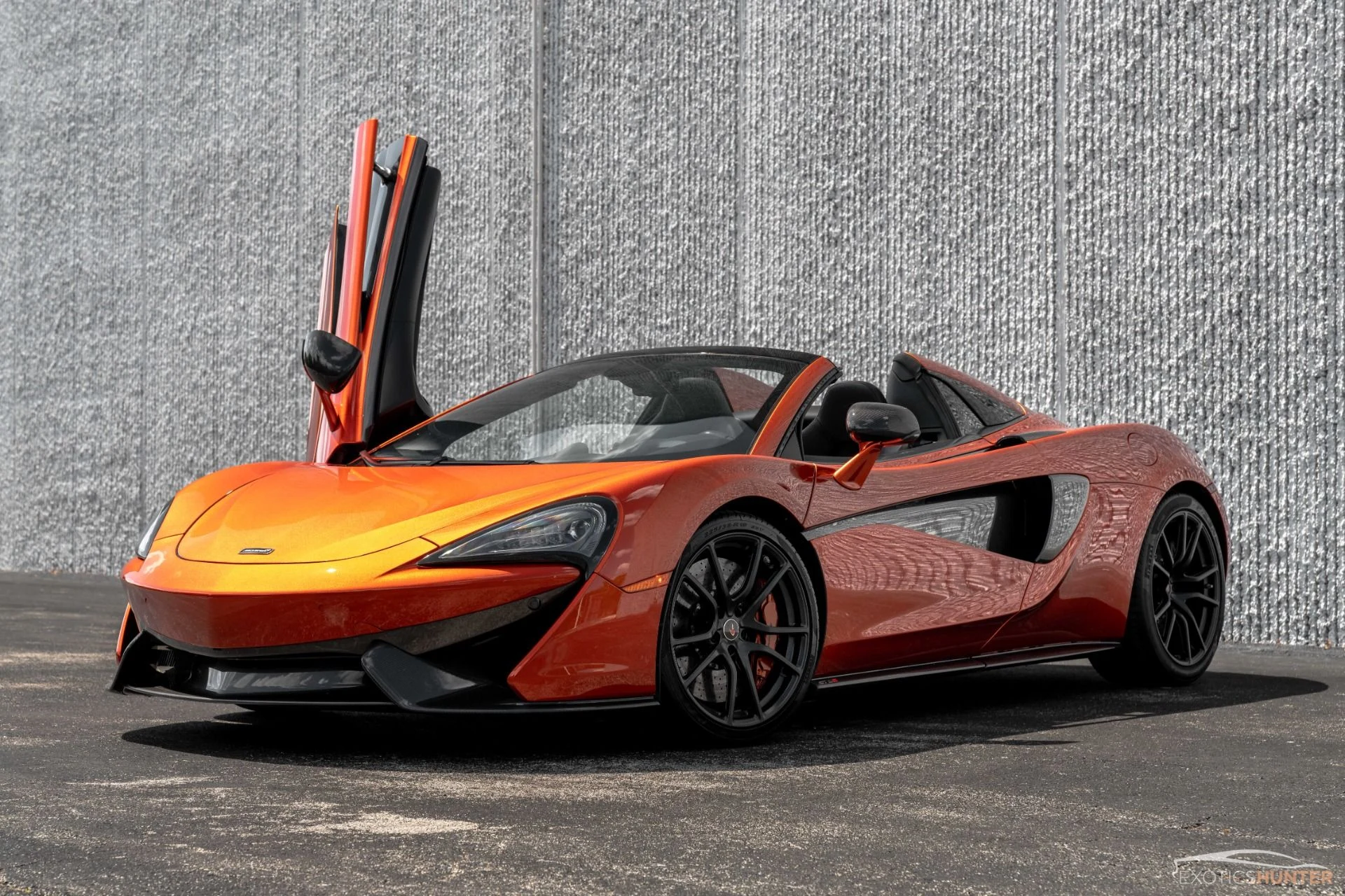 mph023_3323377025_Used_2018_Mc_Laren_570_S_Spider_w_Tons_of_Carbon_Luxury_Pack_Front_Lift_Volcano_Orange_1726586789_a3684b00c2