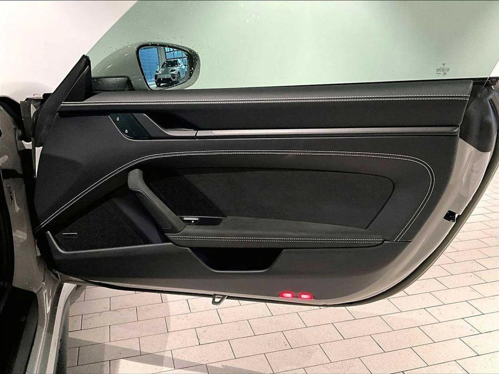 mph023_3330963211_L_Vtyp_LX_Kbh_Vq_Z_Nsf_Pf4_F_96x_Nas_7049d80221