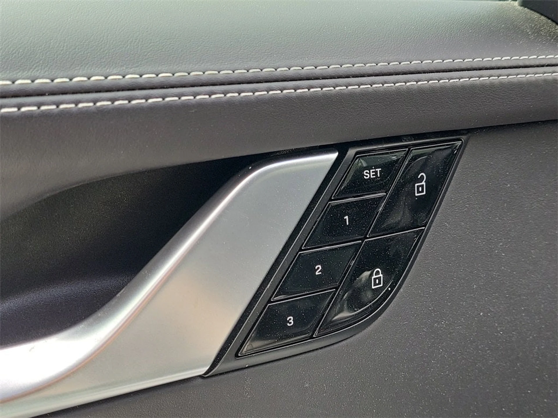 mph023_3332221105_24_d960b528c6