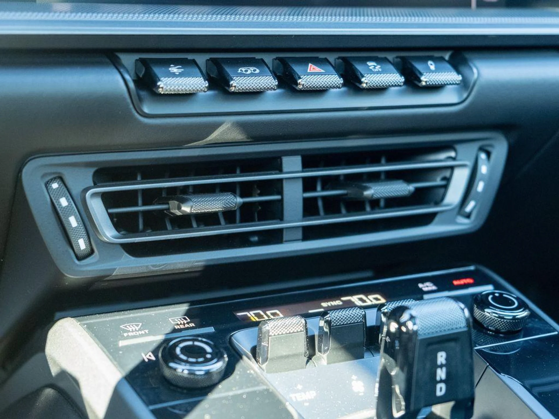 mph023_3334712169_j0xu8g_E5_wt_B_Fty_PKUMG_Gs_HI_Nq_M_054f01f58a