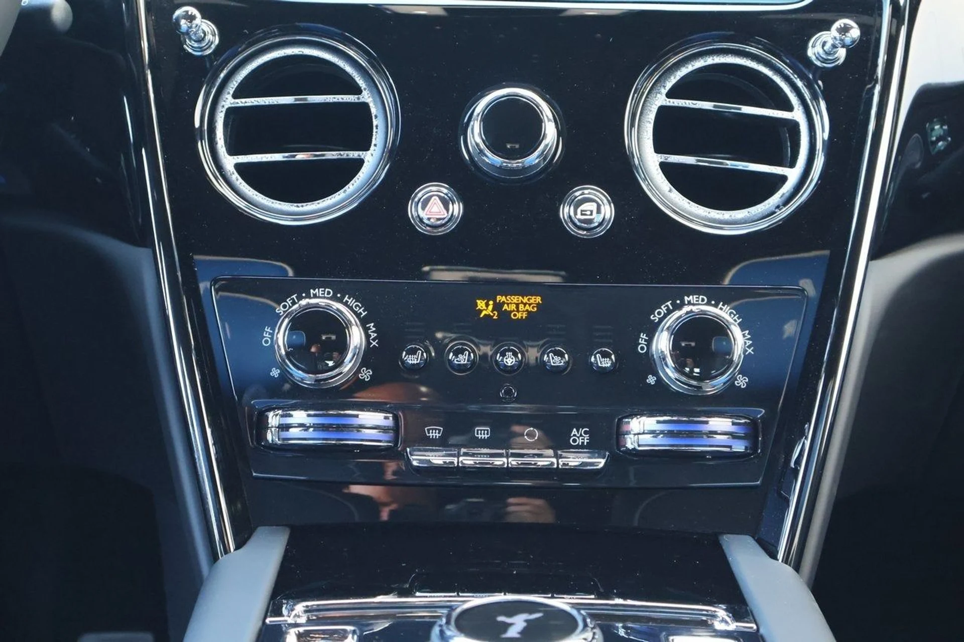 mph023_3339445089_24_da0743d0cc