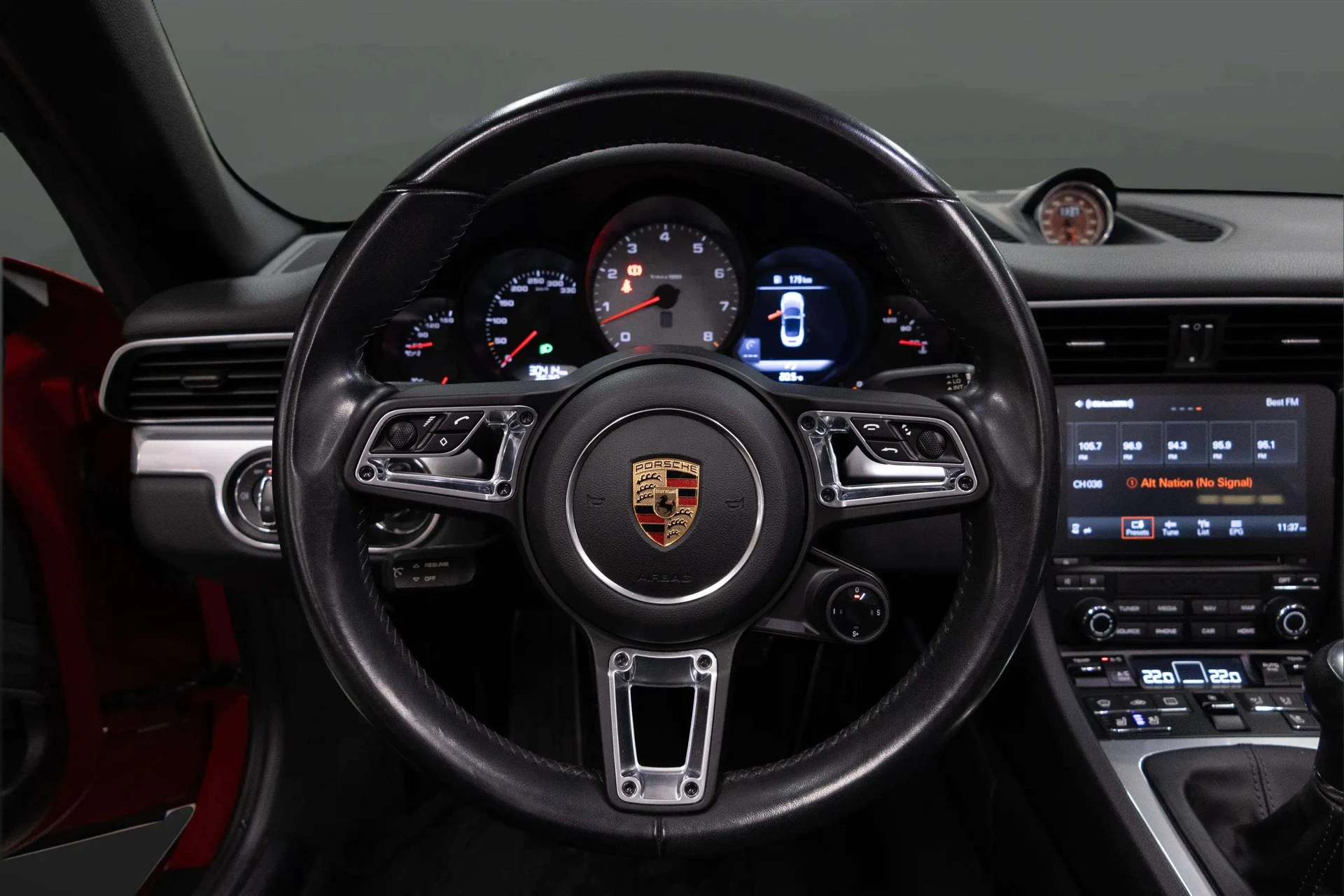 mph023_3343592627_23f446f5_a645_42fb_83aa_1c38839b2f86_201720_Porsche2091120_Carrera204_S20_Cabriolet2028_WP_0_CB_2_A94_HS_15602529_24_4176704aaf