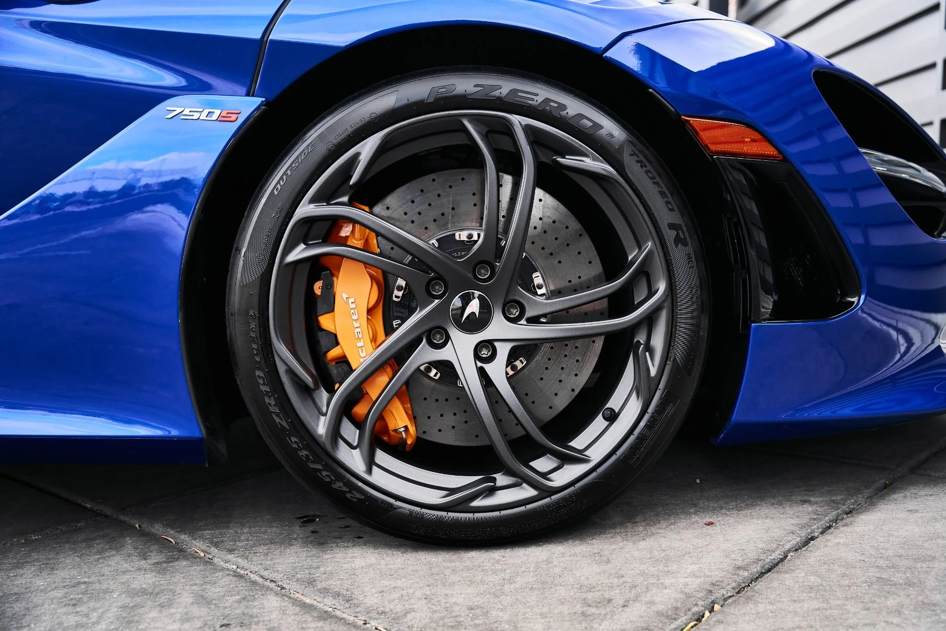 mph023_3348162191_Used_2024_Mc_Laren_750_S_1775006023_7738bcbd77