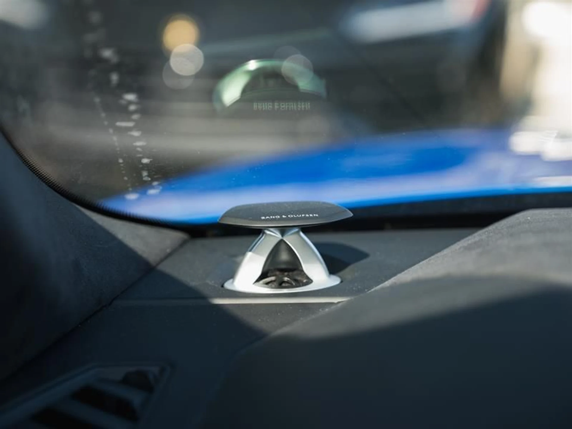 mph023_3357153417_rvvelpxs_12d322b9e9