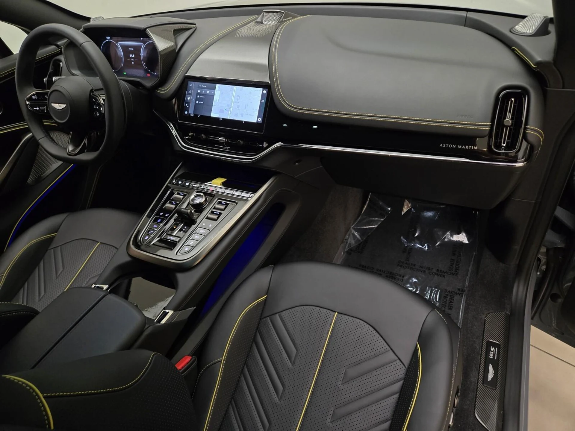 mph023_3365647984_New_2026_Aston_Martin_DBX_S_1782364682_0b8417a85c