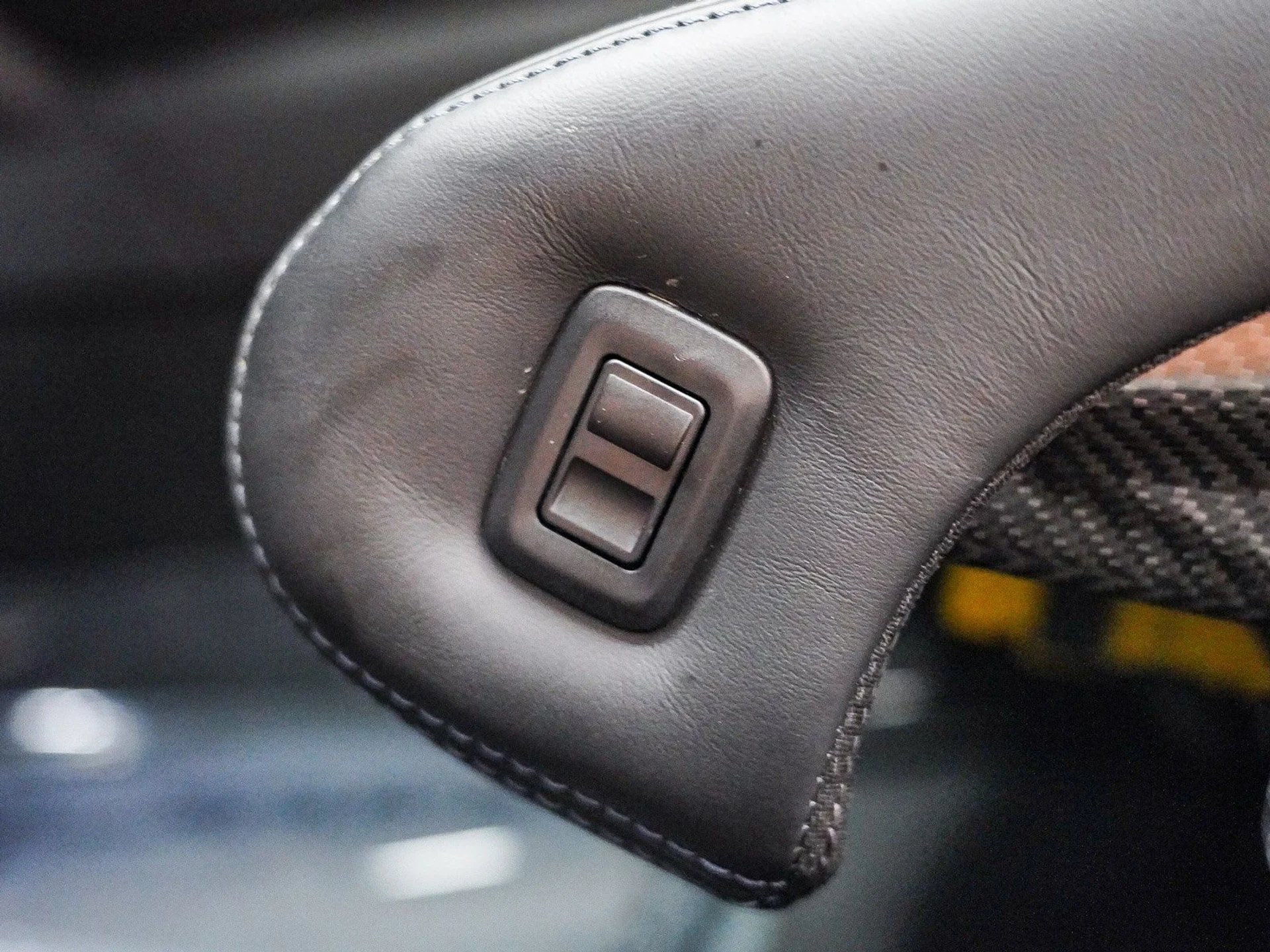 mph023_3366575779_cd42a58b5ee11636d1b3dcb3ef1c661fx_e1fc4d825a