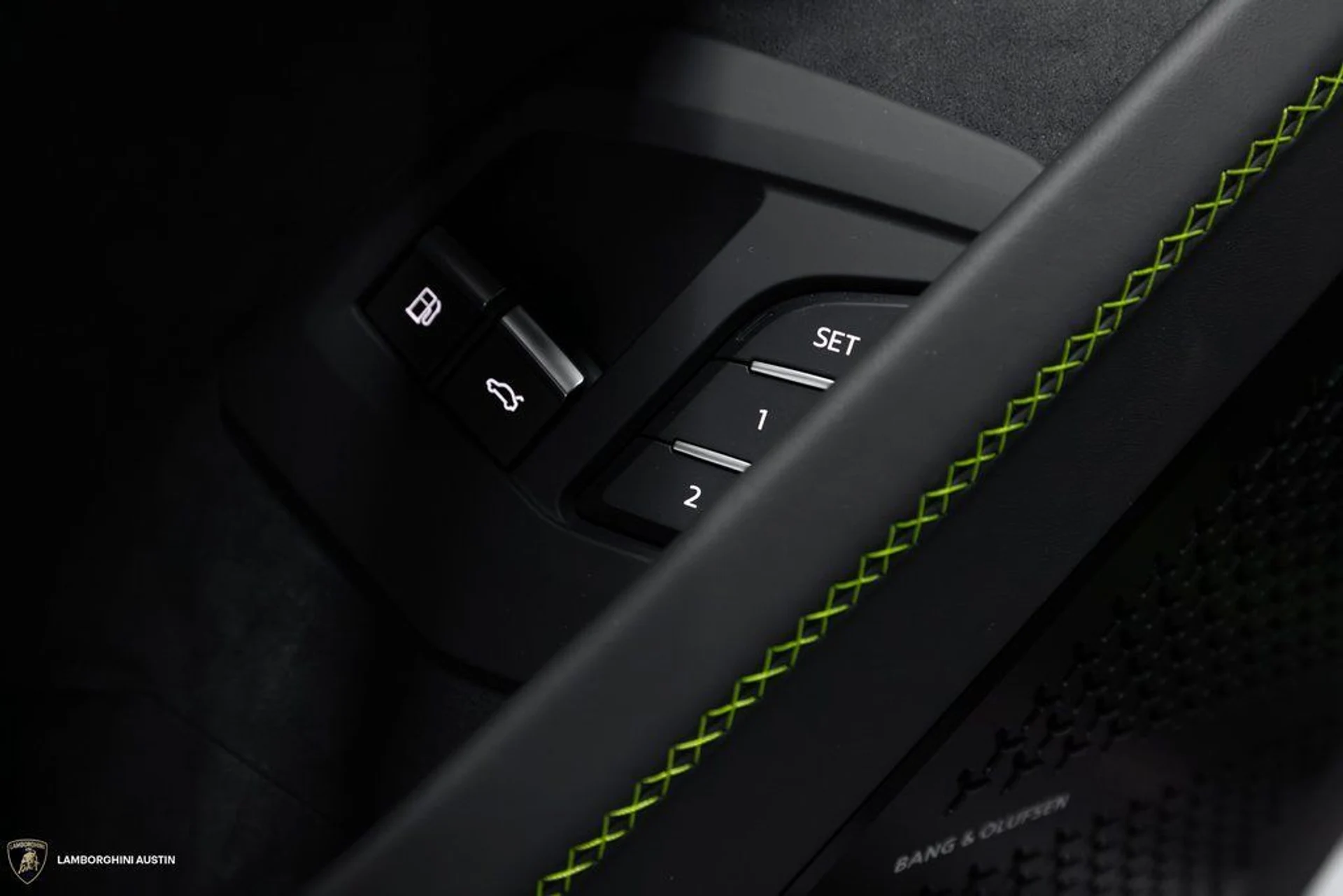 mph023_3372220912_aa877b00198886ebda06e523d5aff108x_14560c7dfd